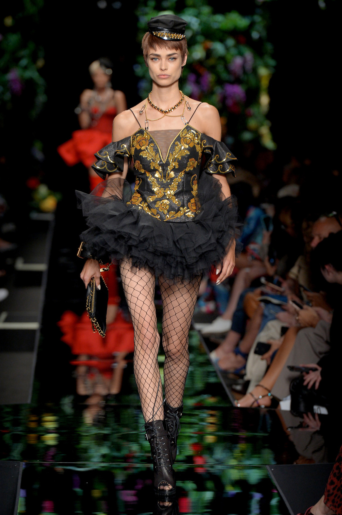 Look 19
