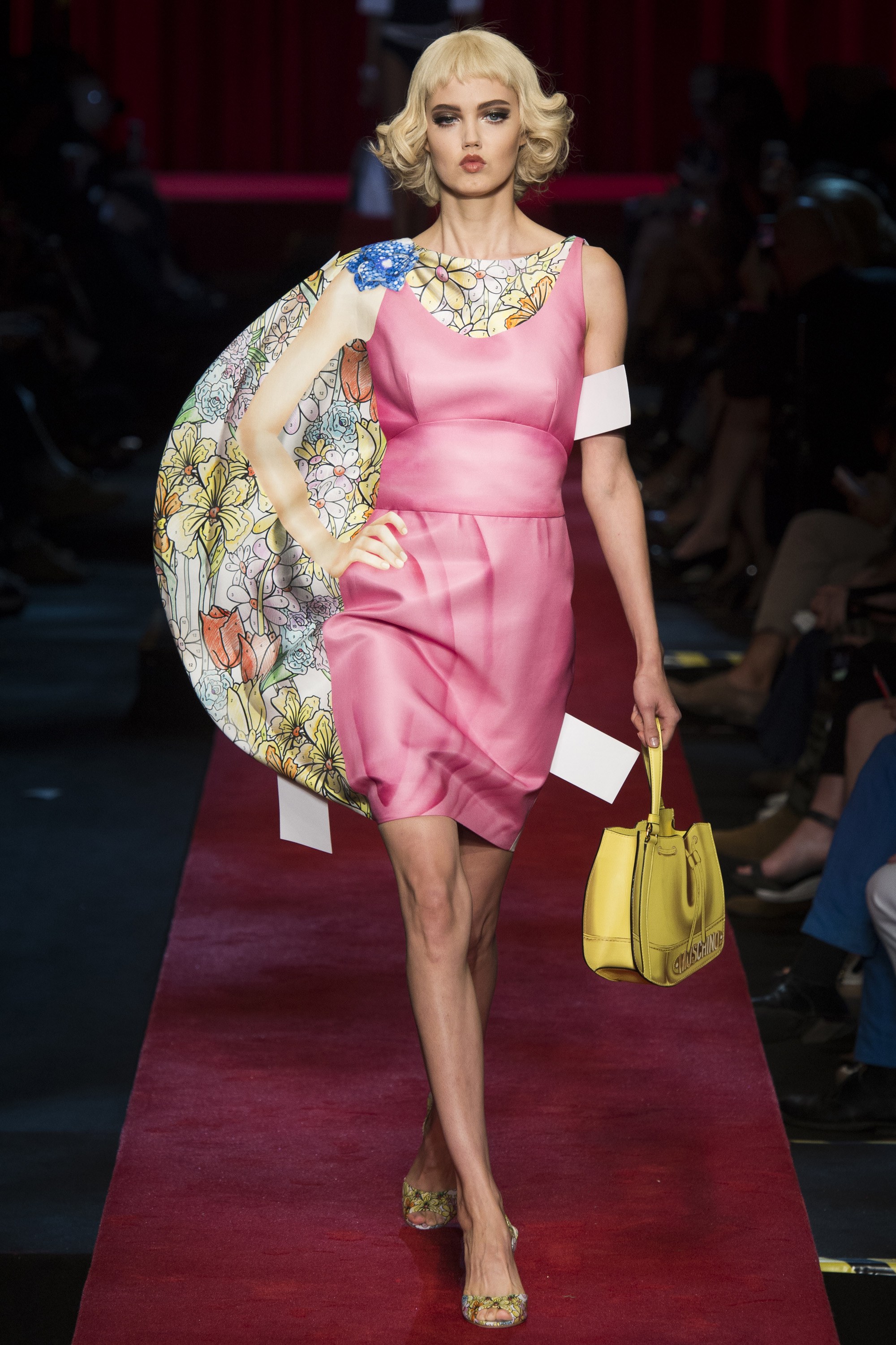 Look 16