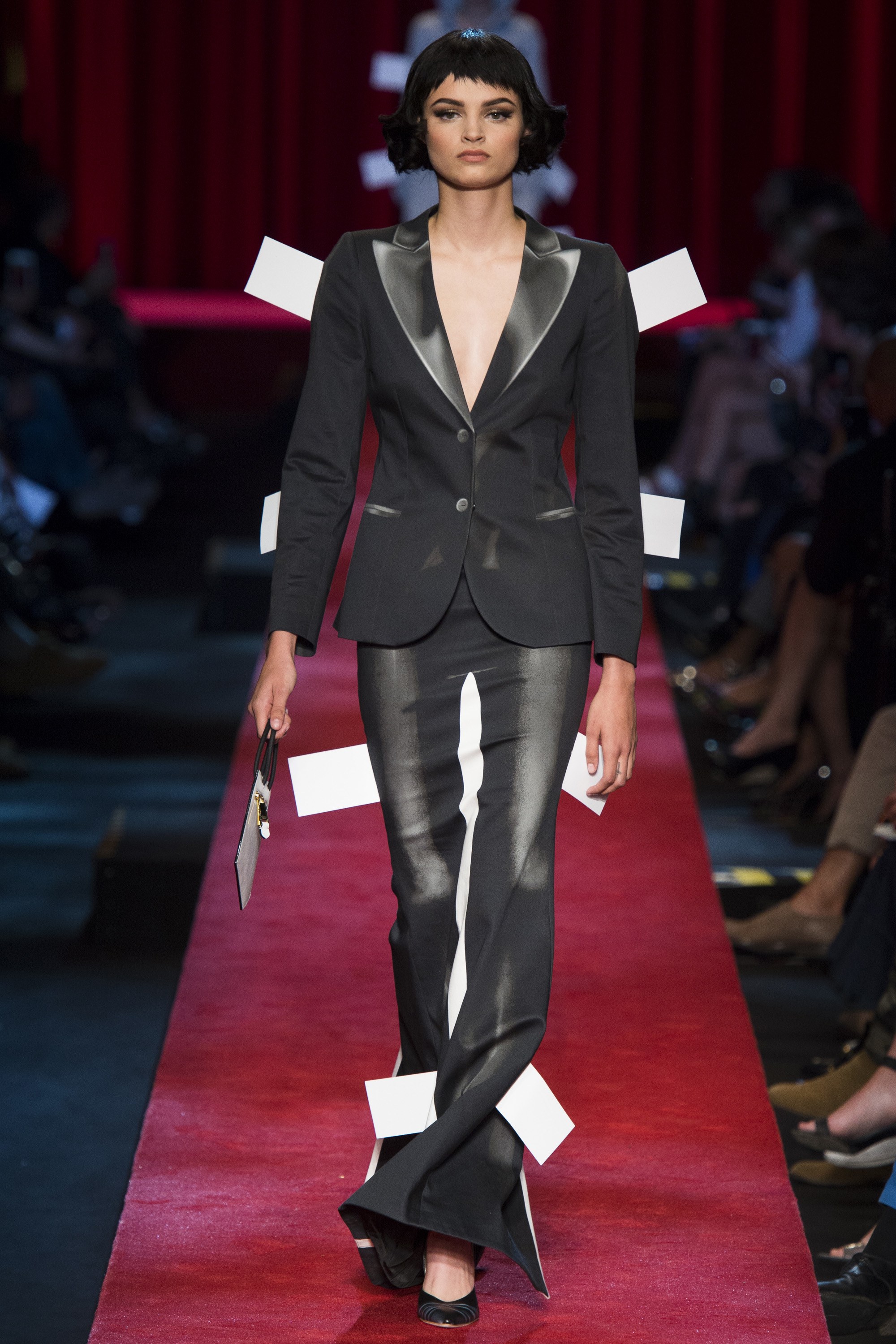 Look 19