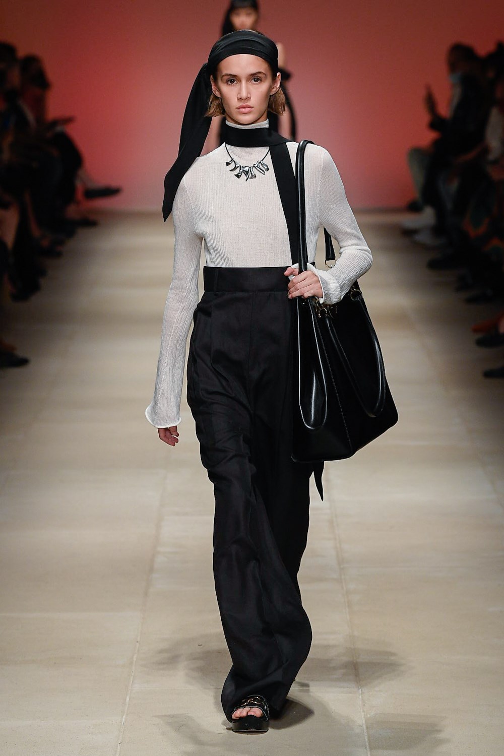 Look 51