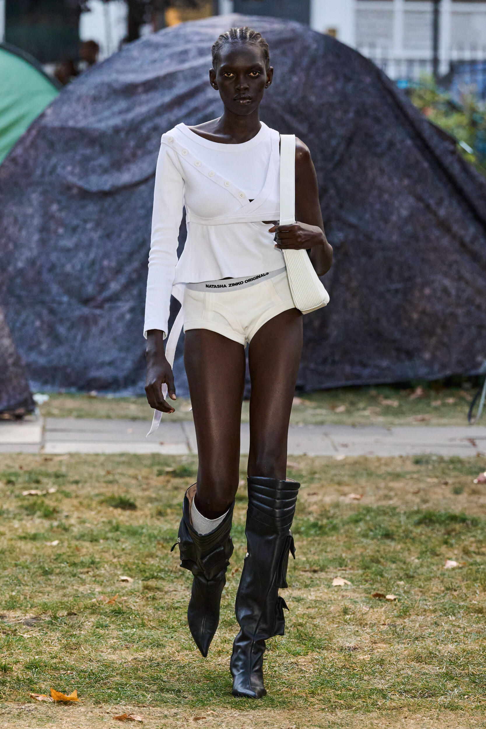 Look 24
