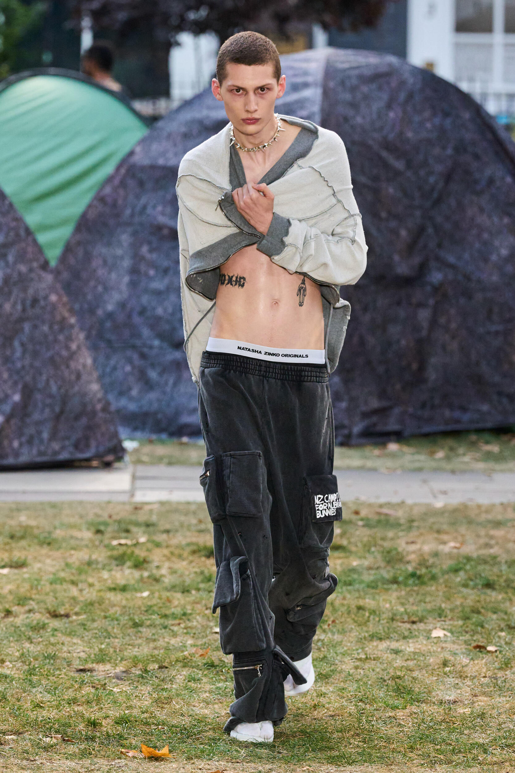 Look 27