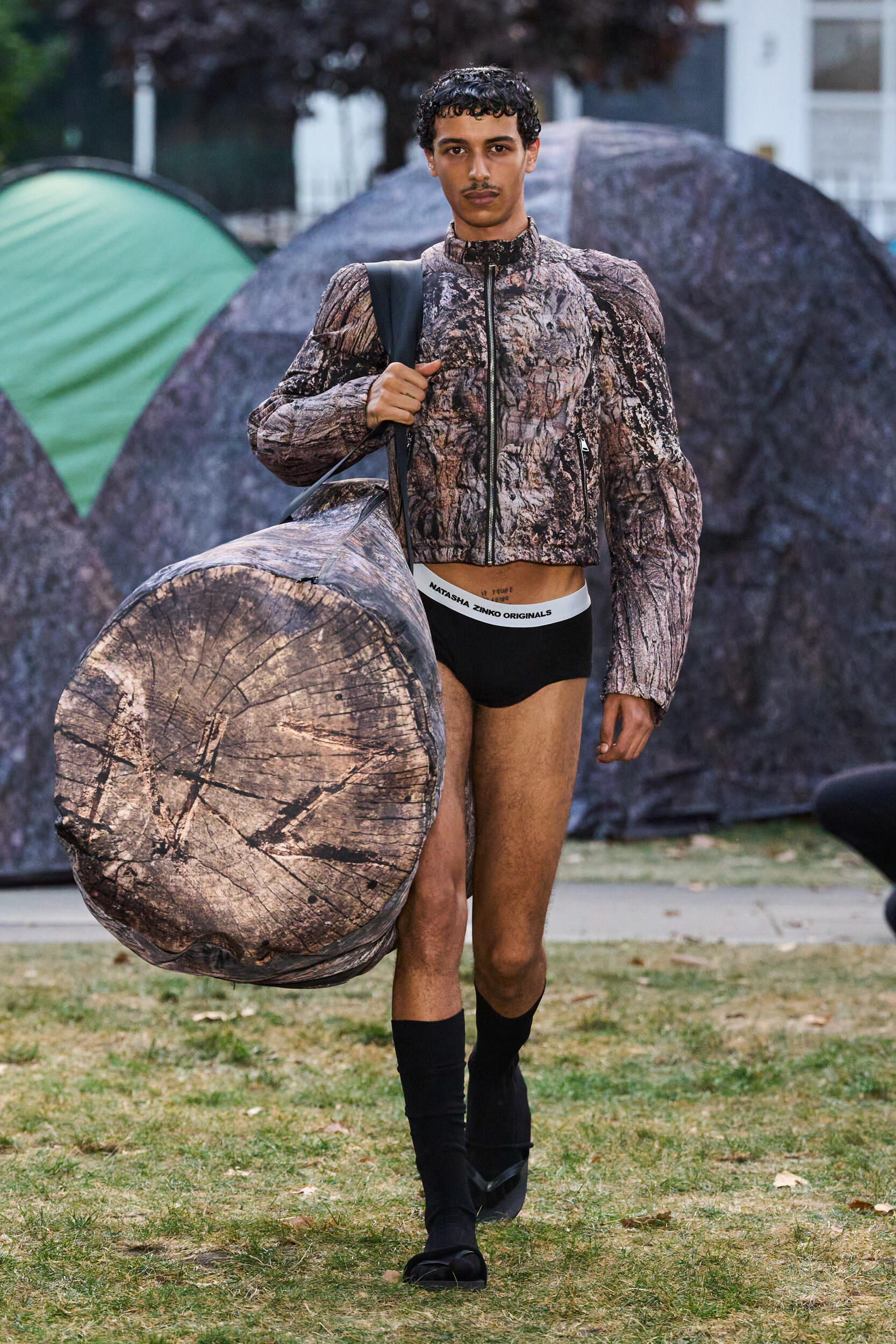 Look 38
