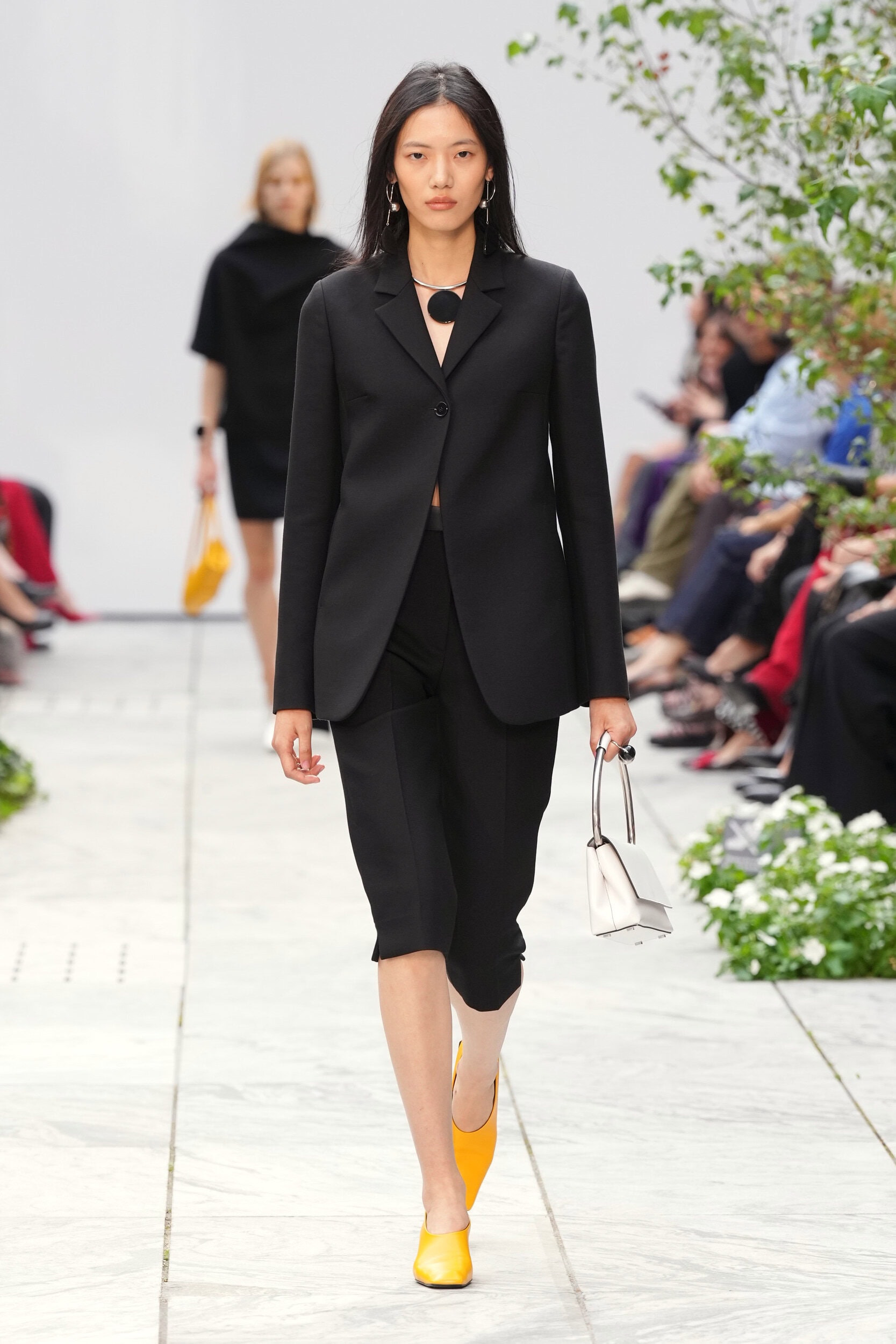 Look 2