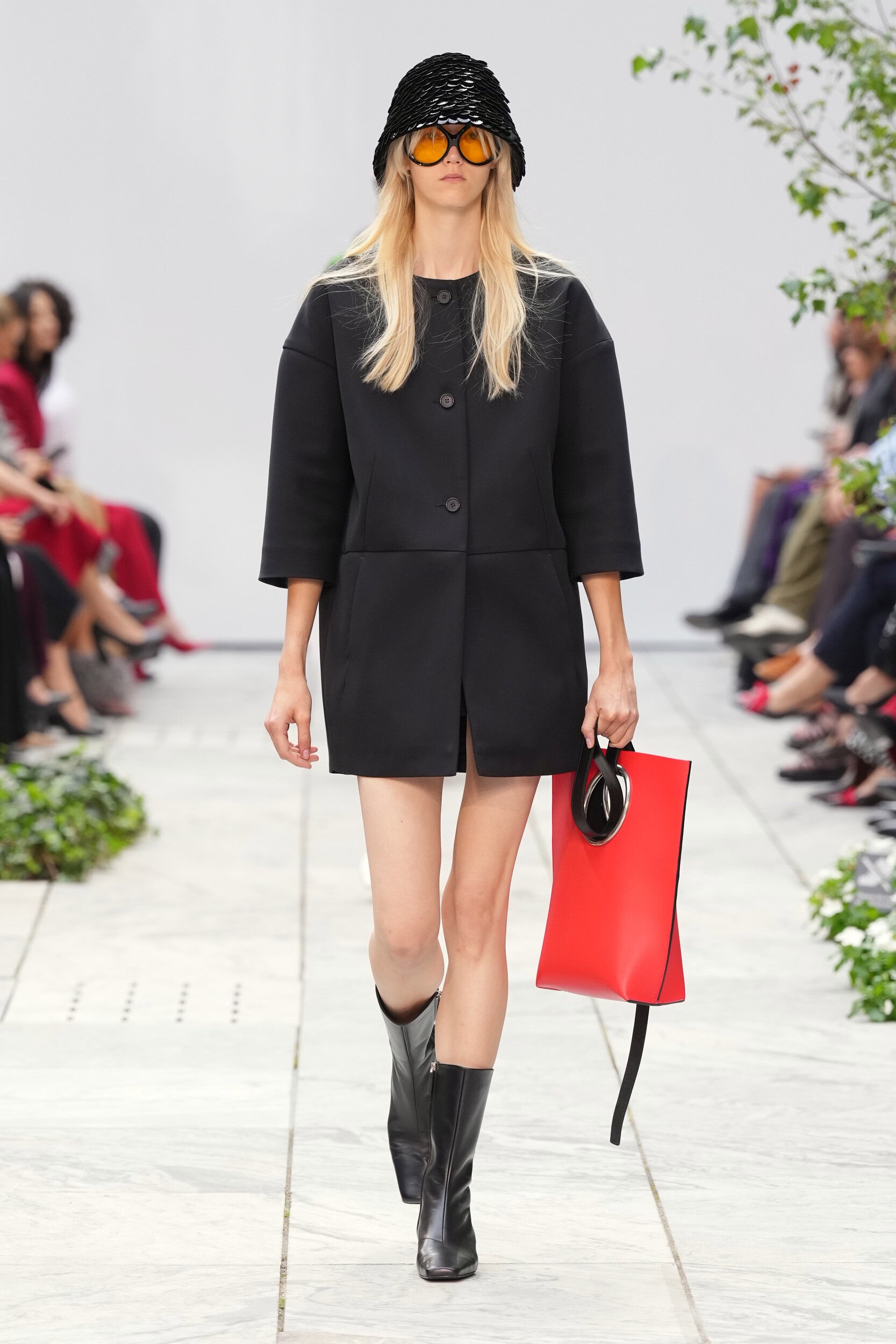 Look 8