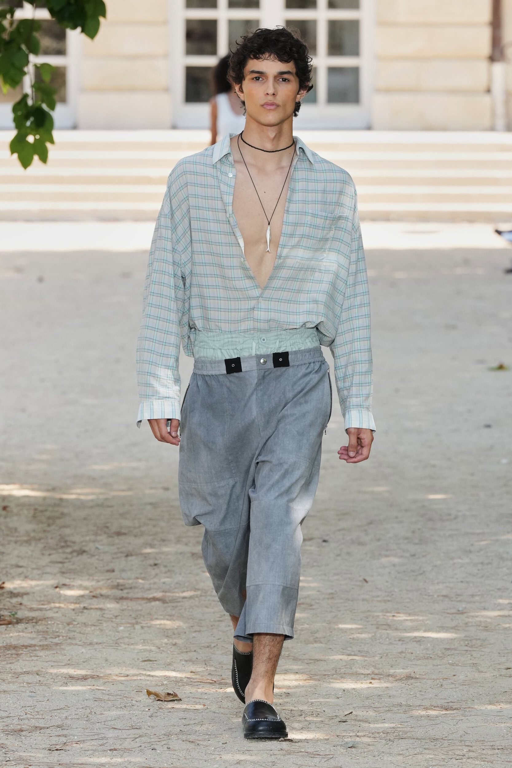 Look 9