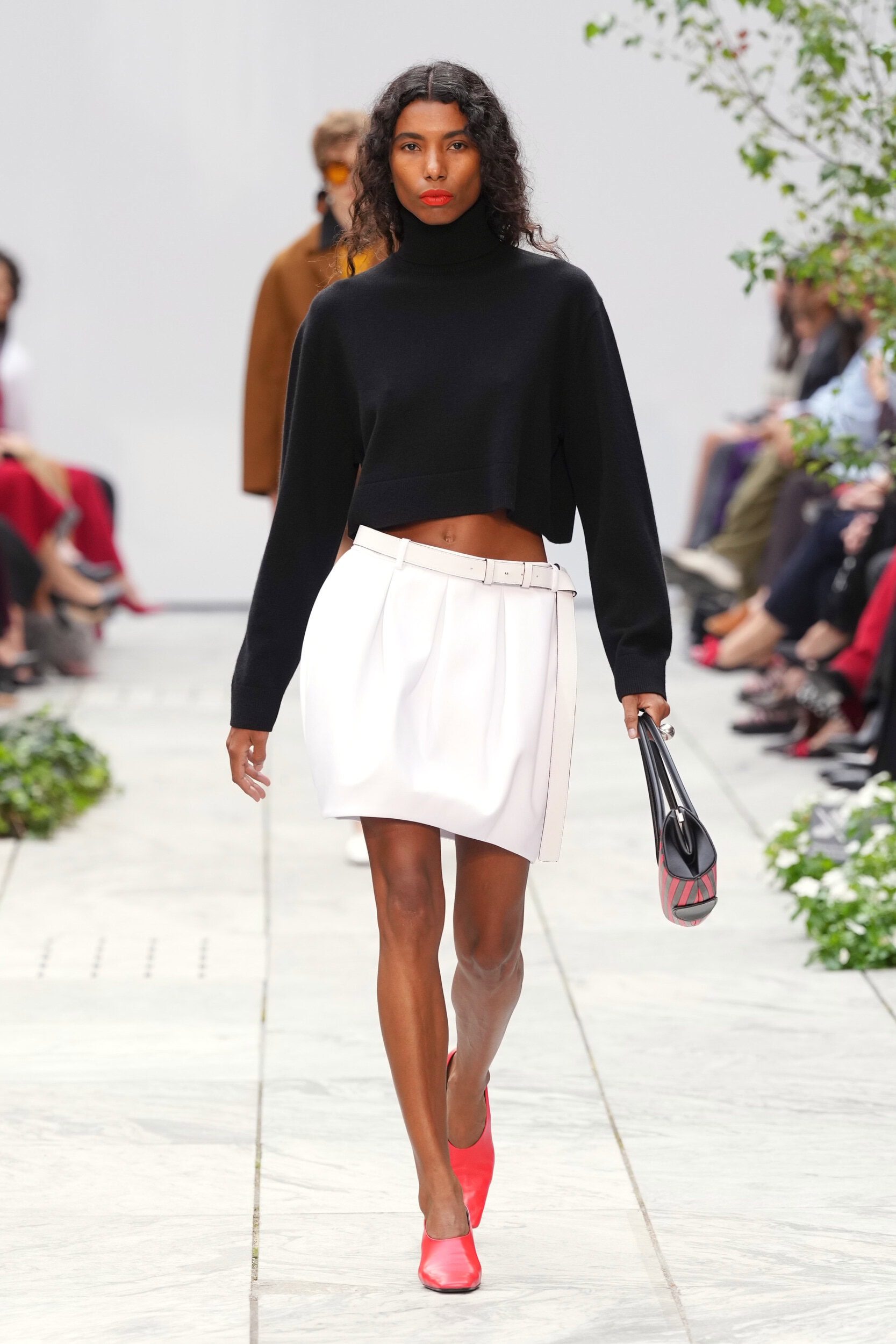 Look 15