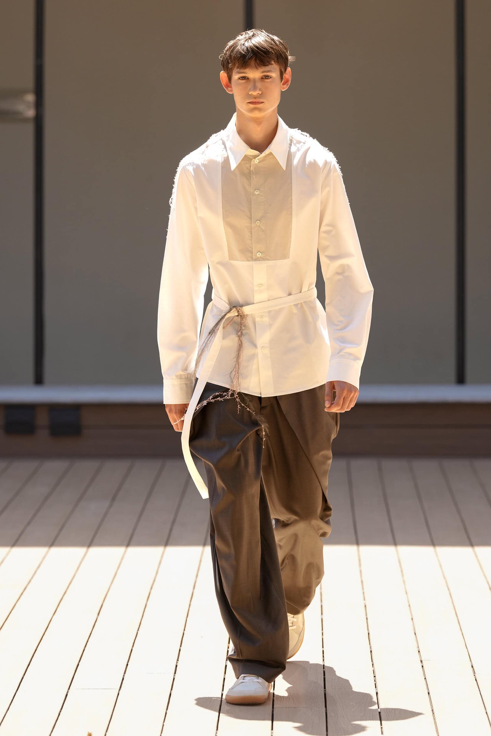 Look 15
