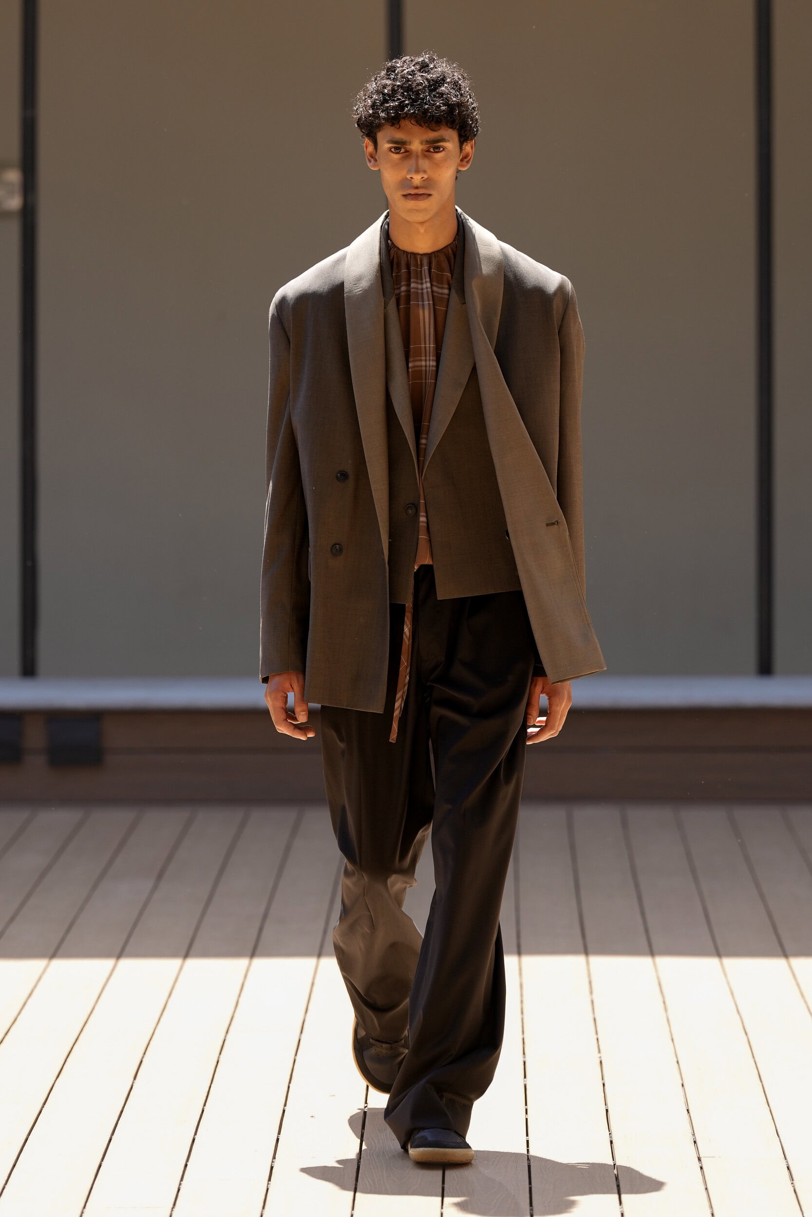 Look 28