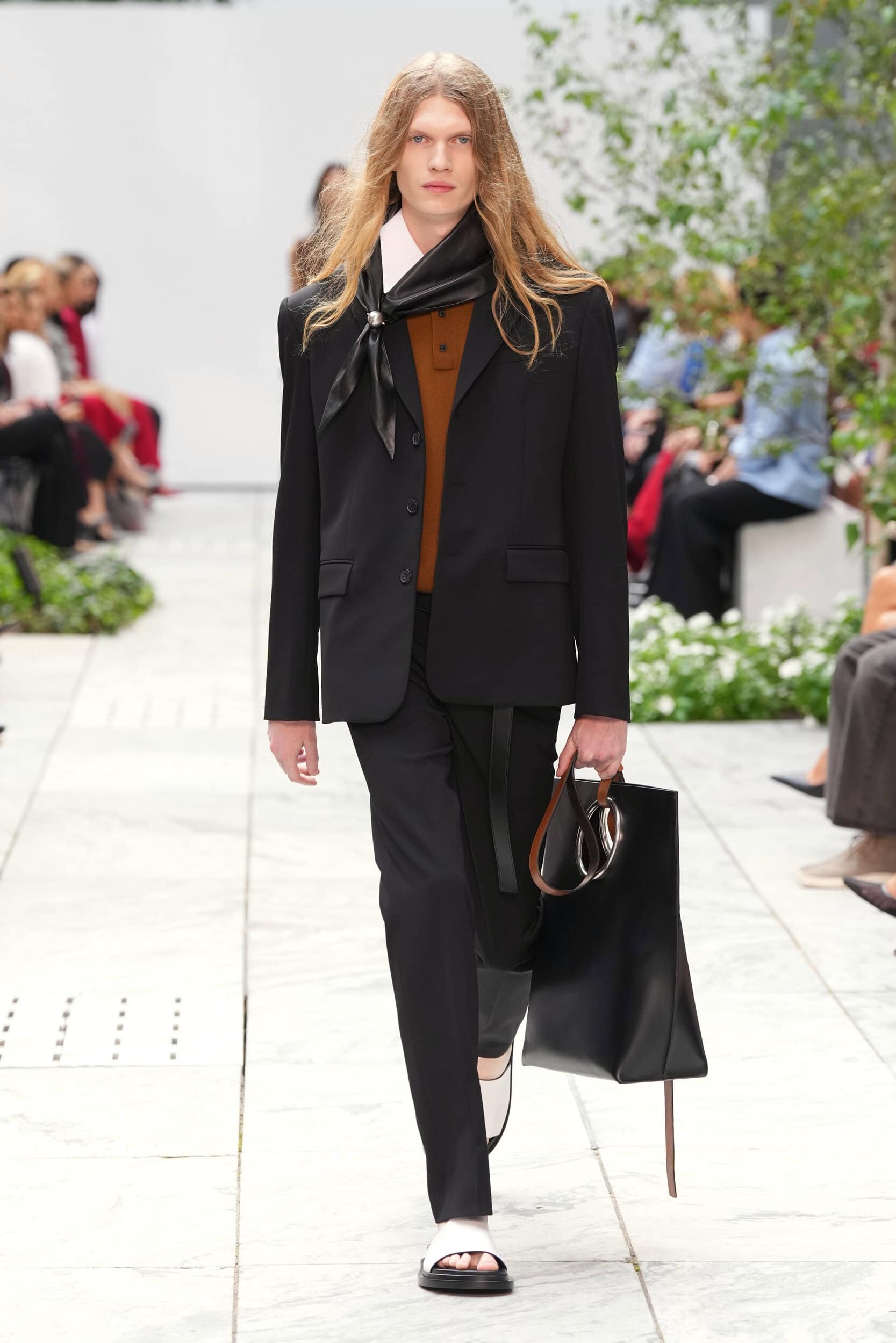 Look 31