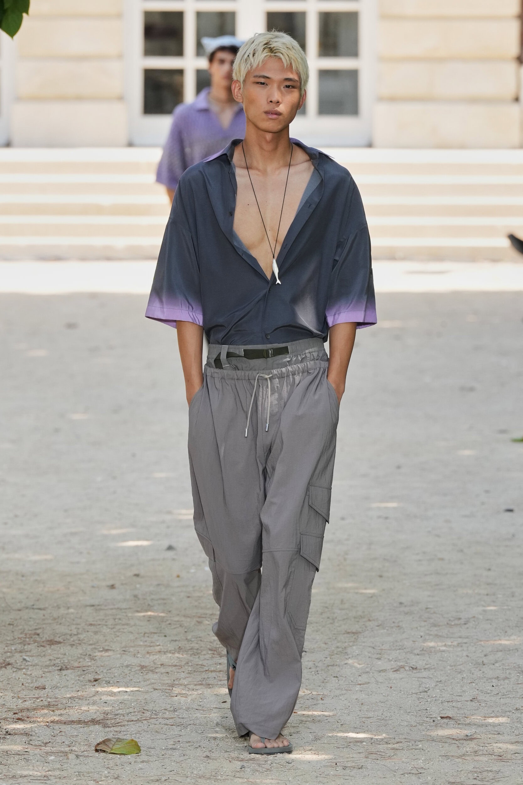 Look 27