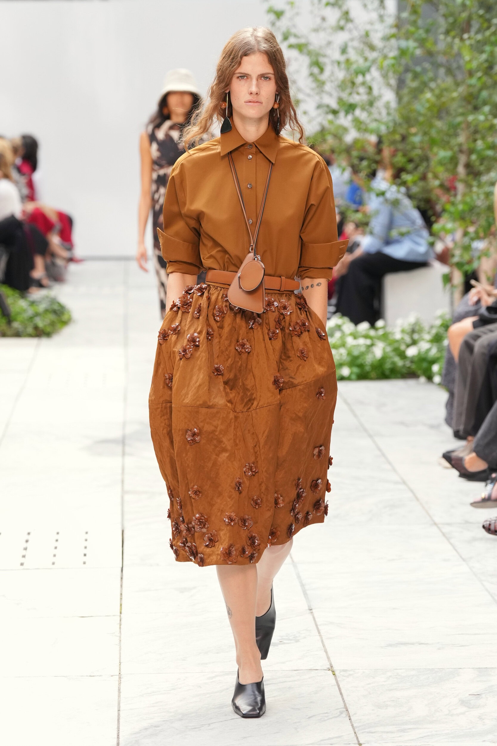 Look 35
