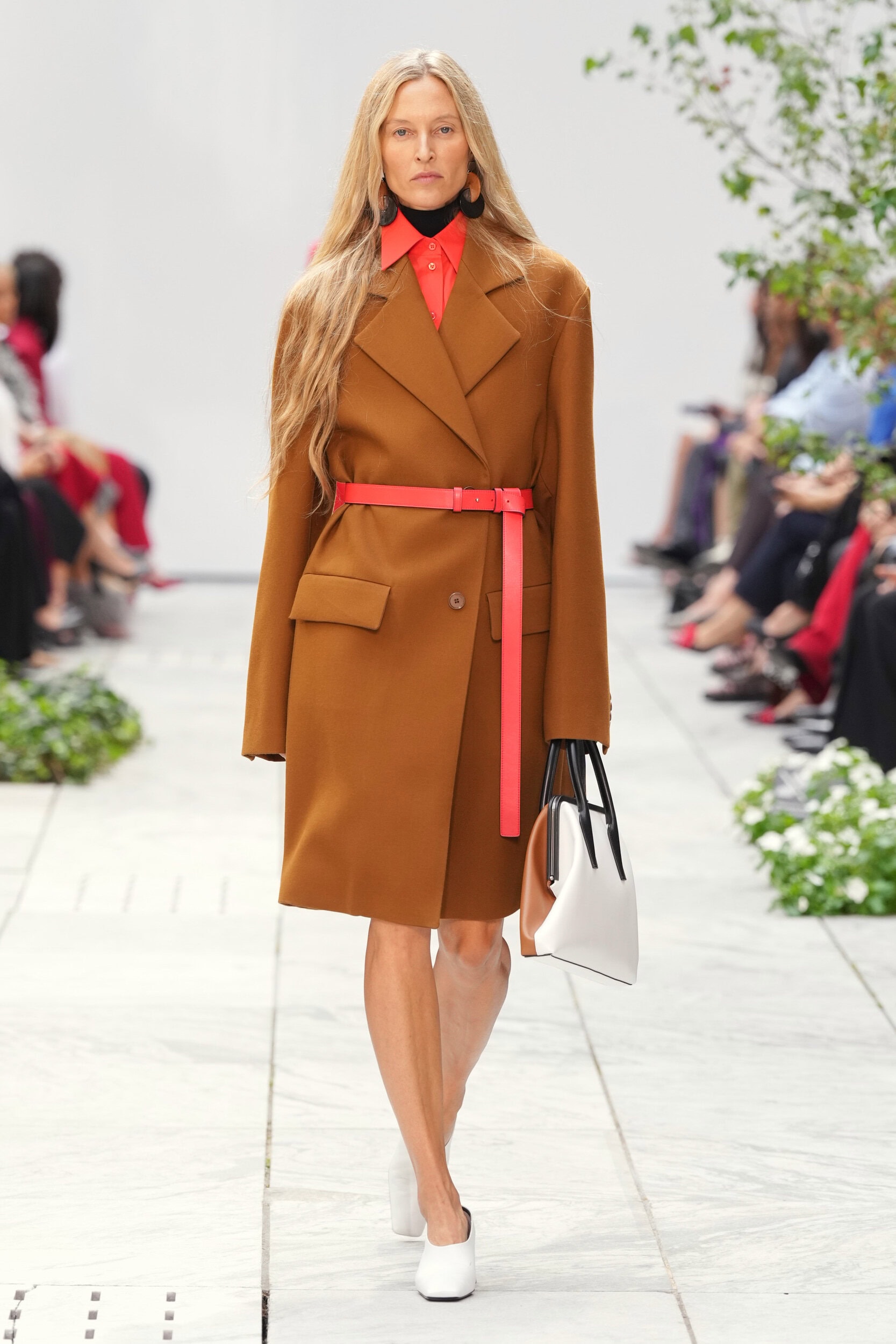 Look 37