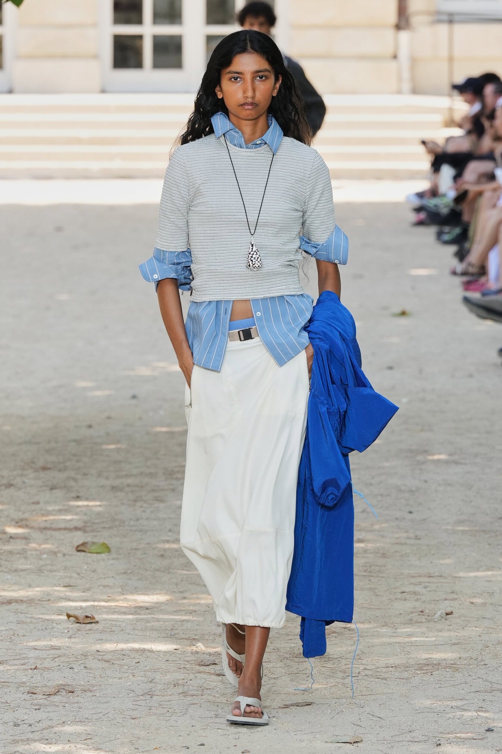 Look 32