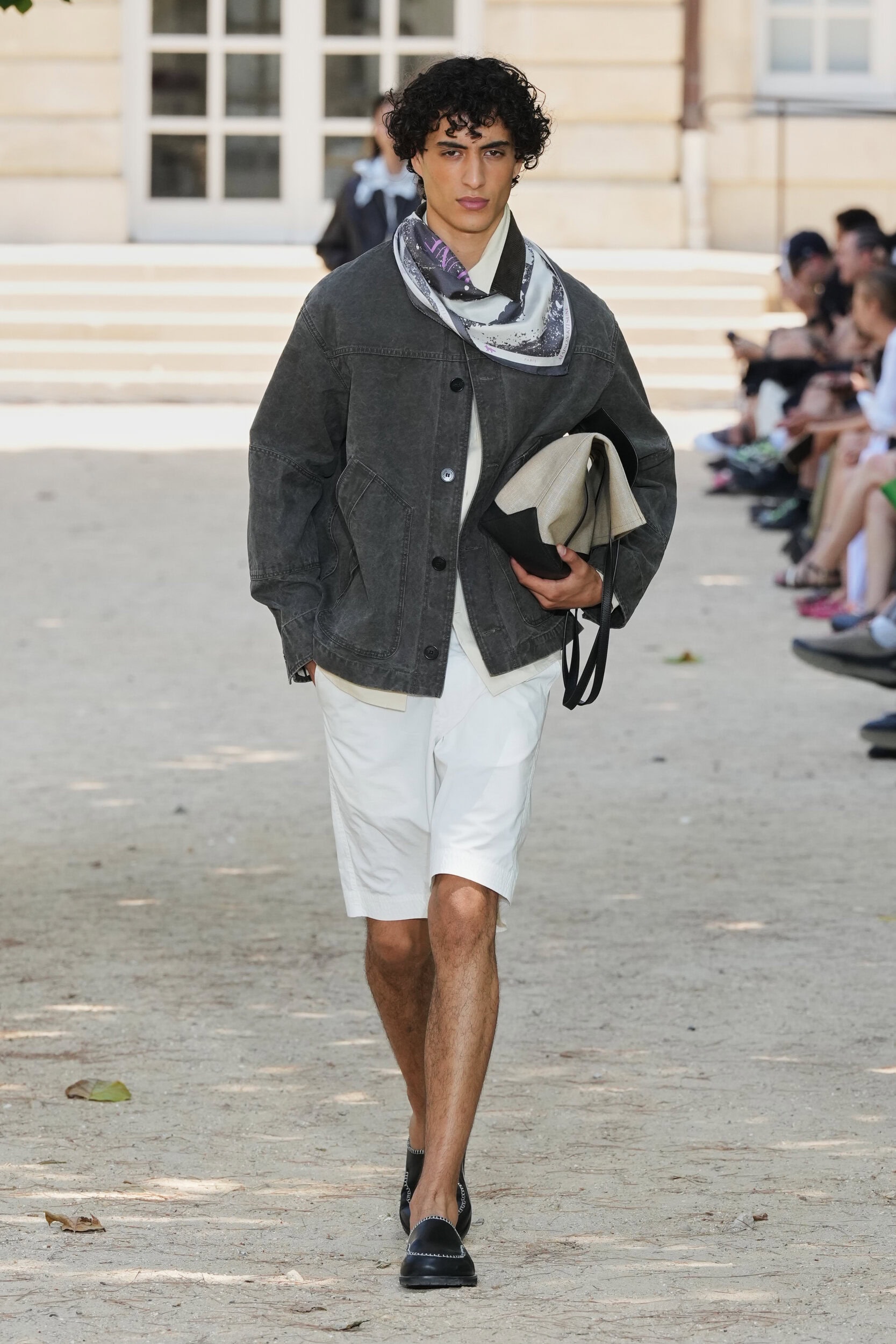 Look 33
