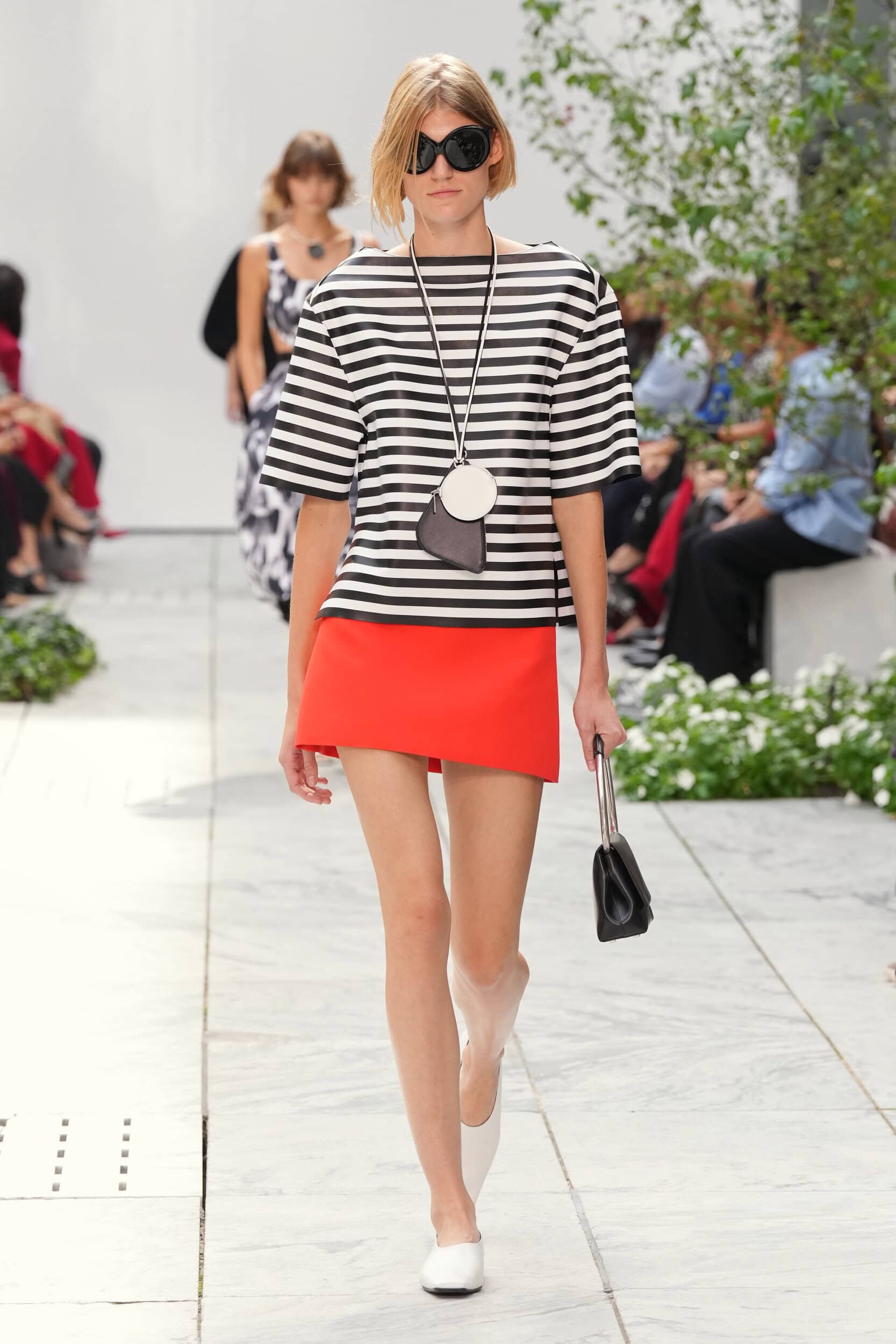 Look 43