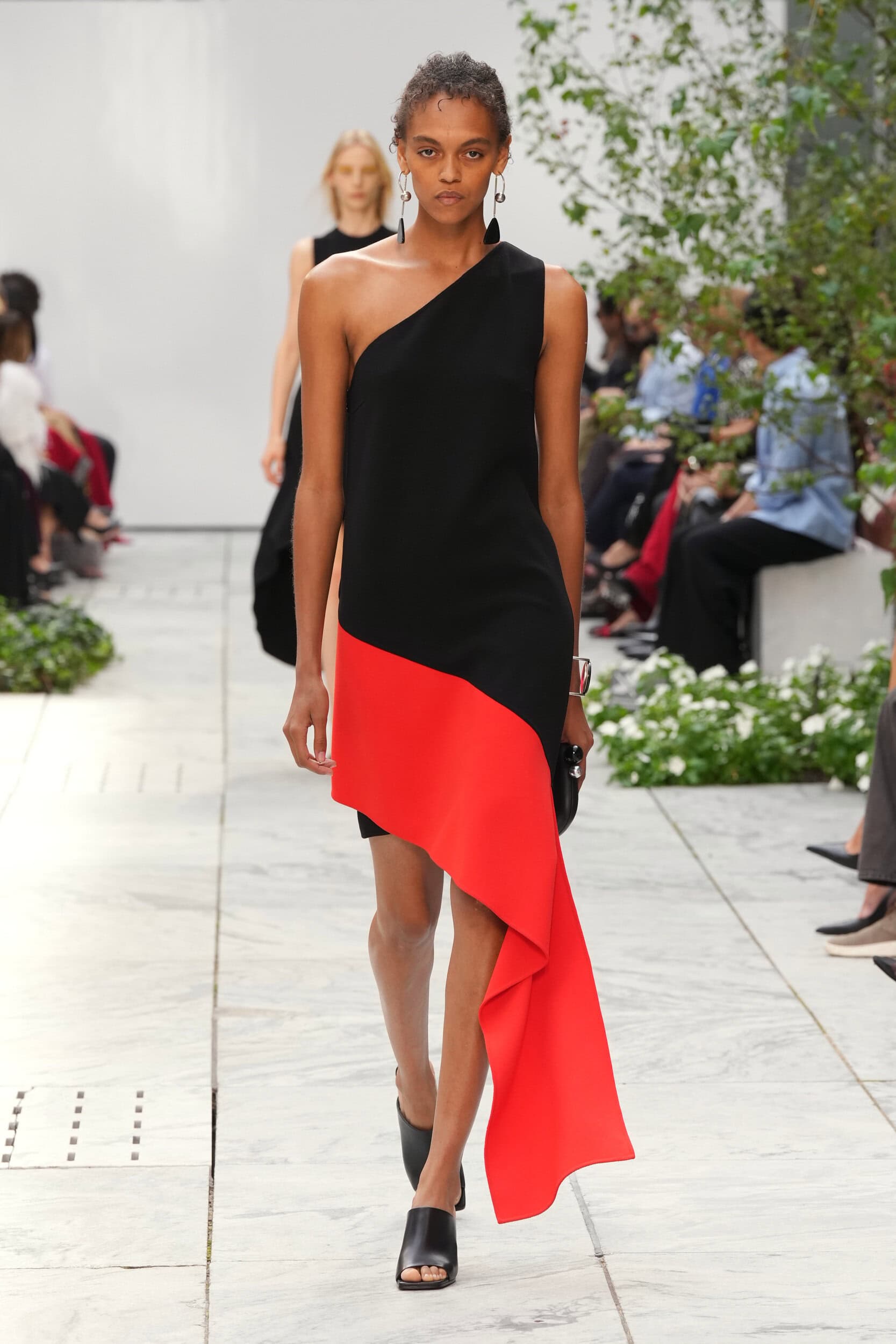 Look 60