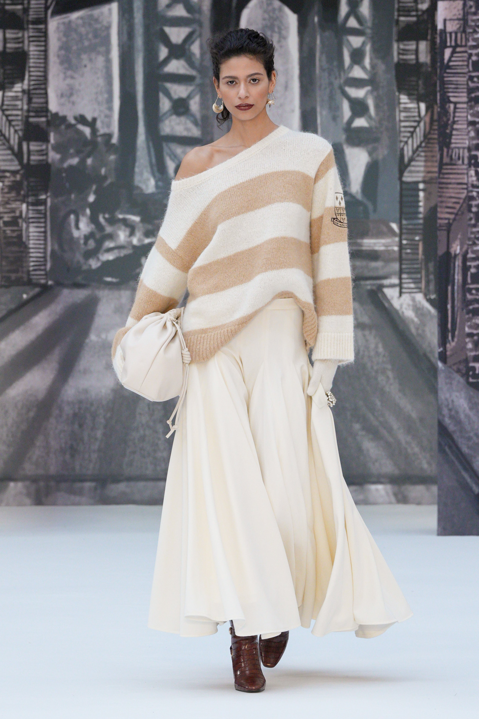 Look 8
