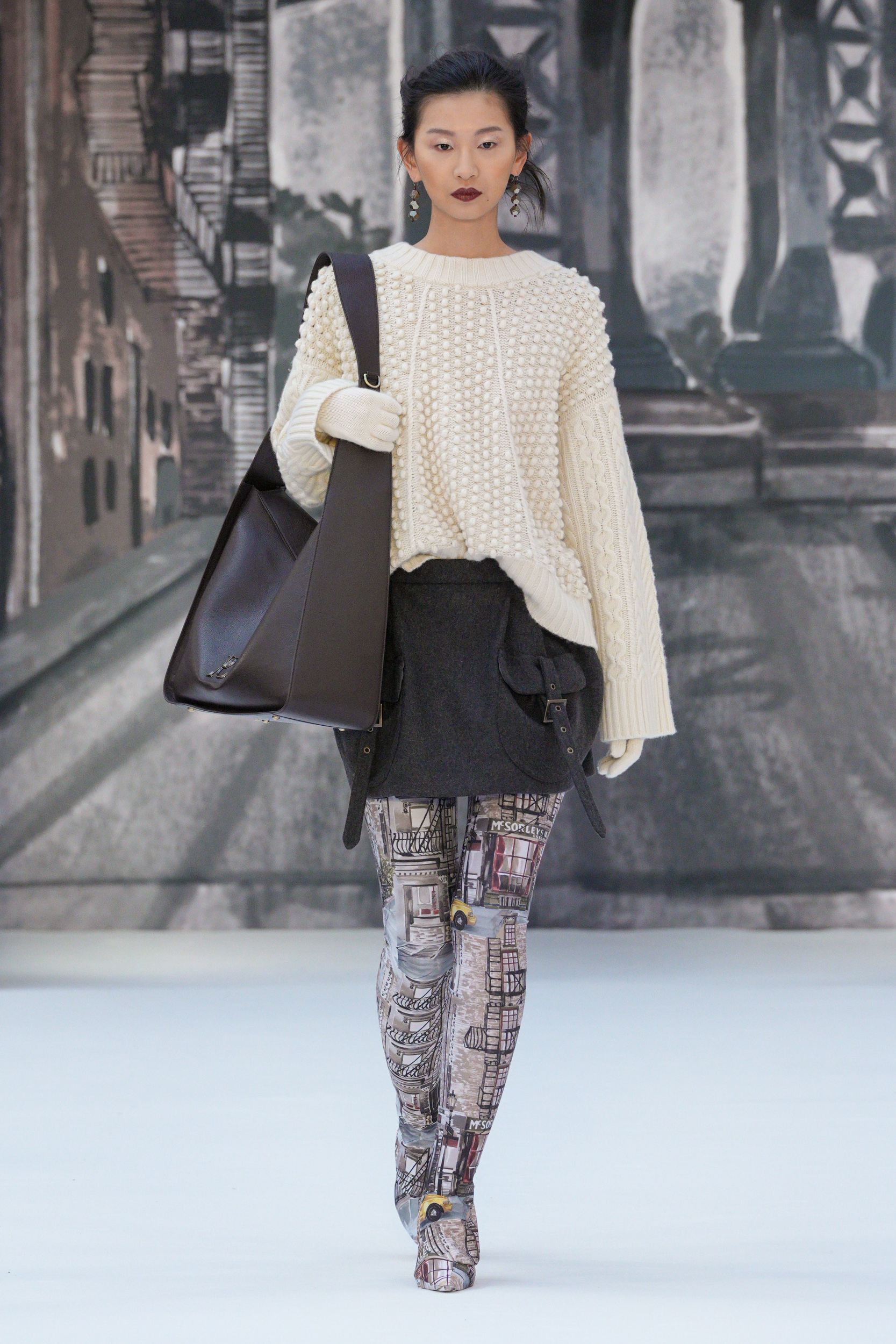Look 14