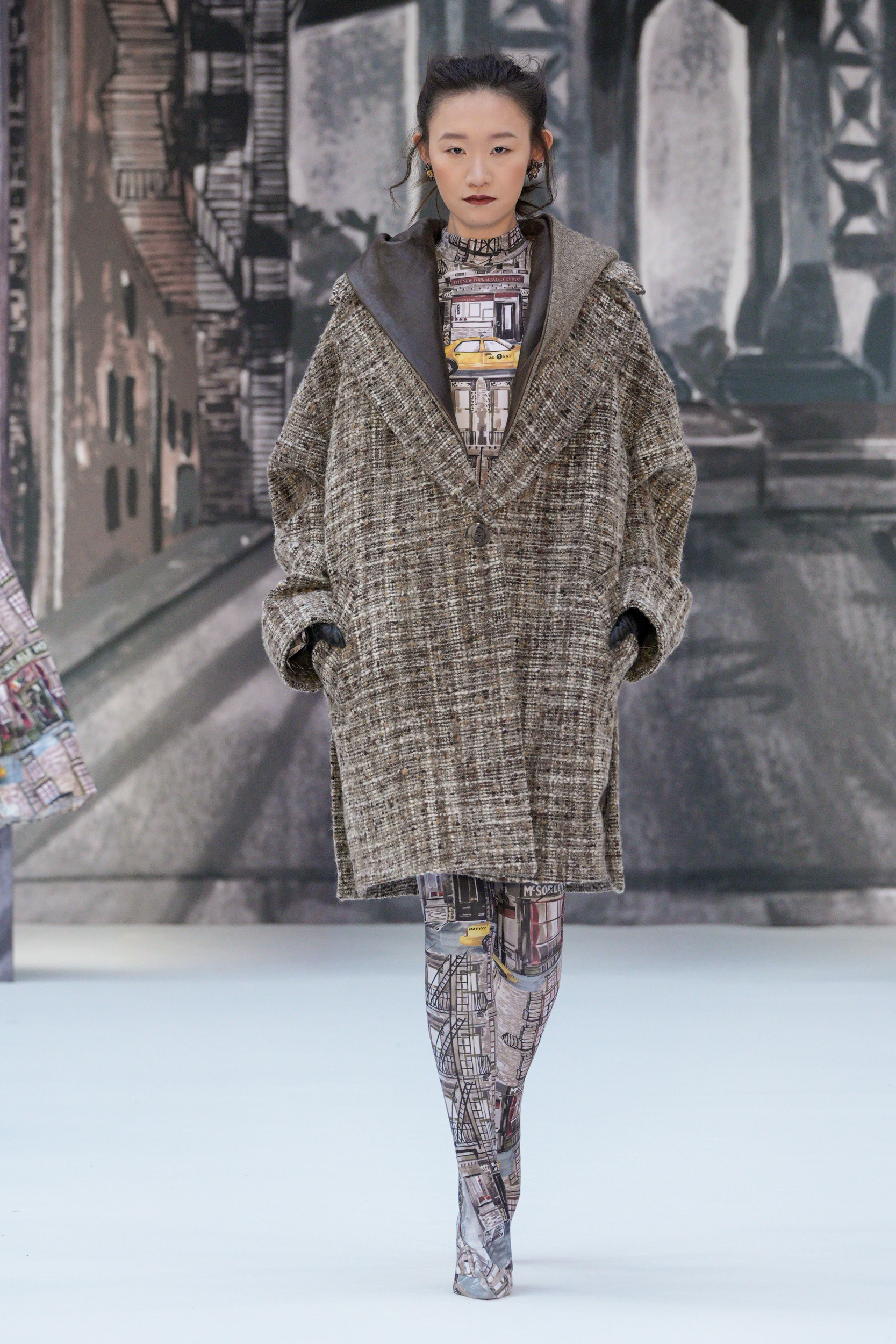 Look 27