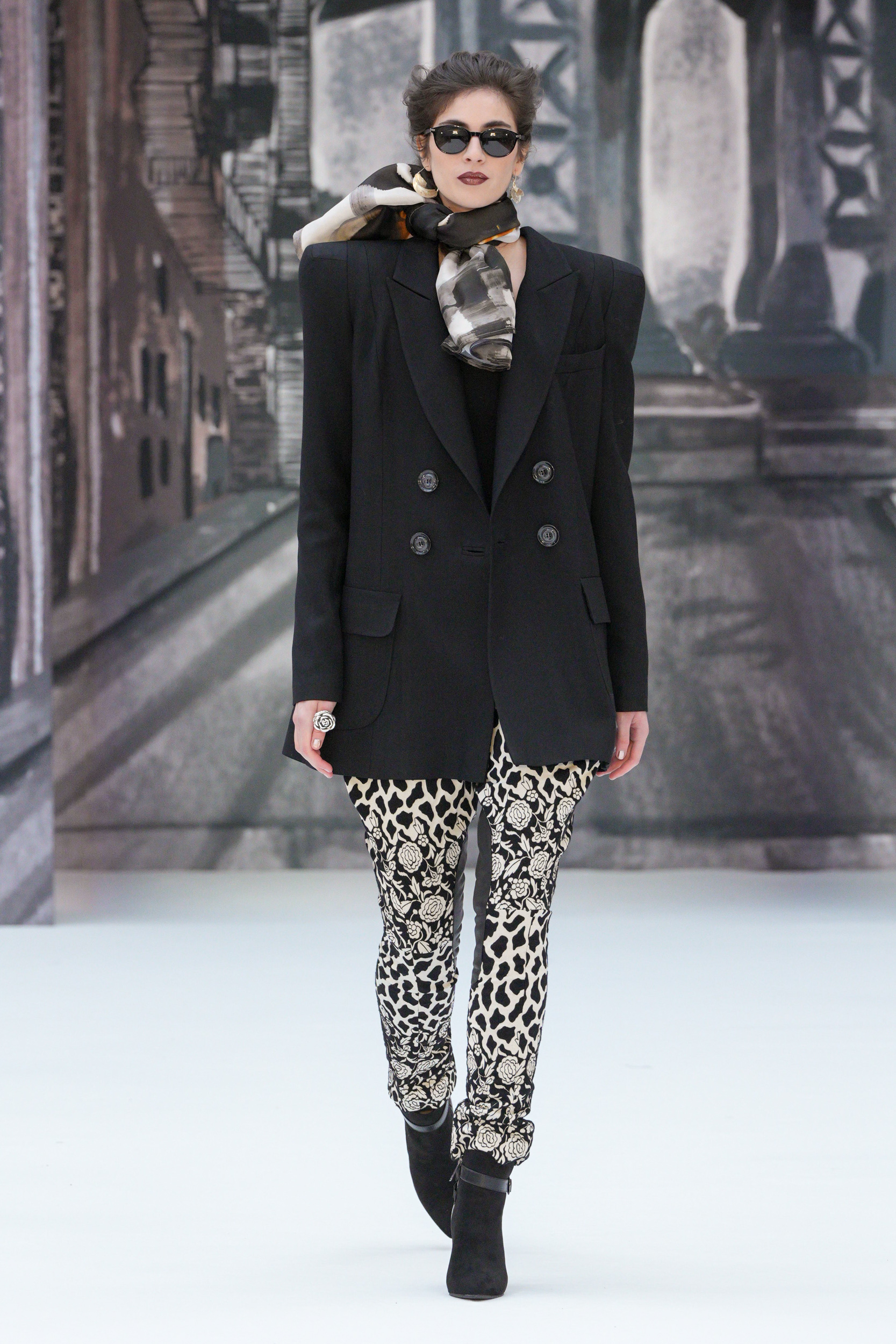 Look 36