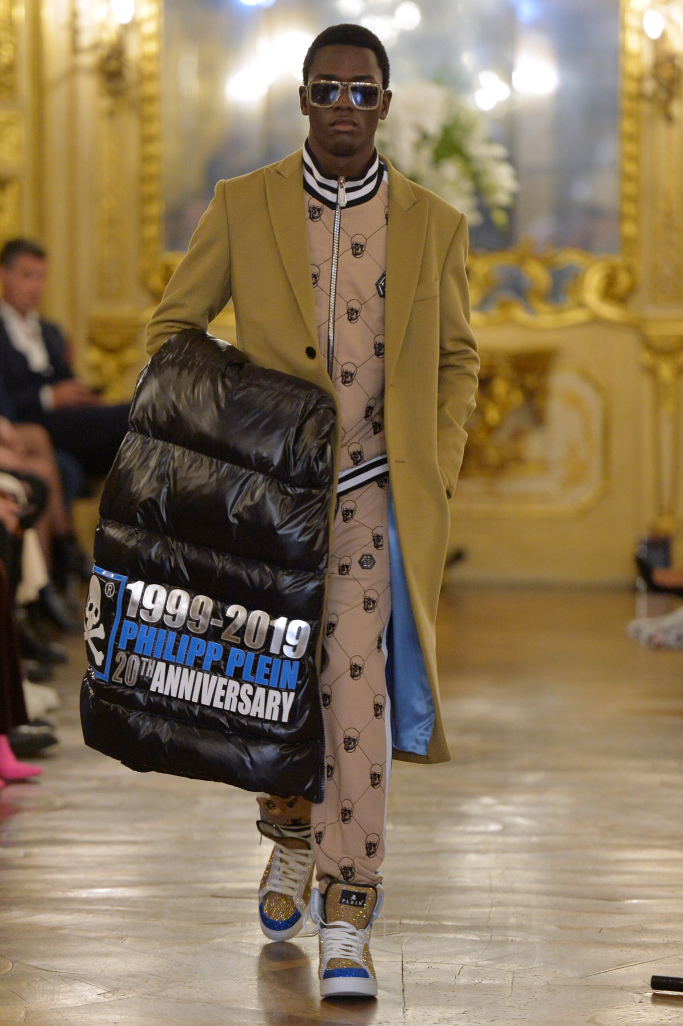 Look 10