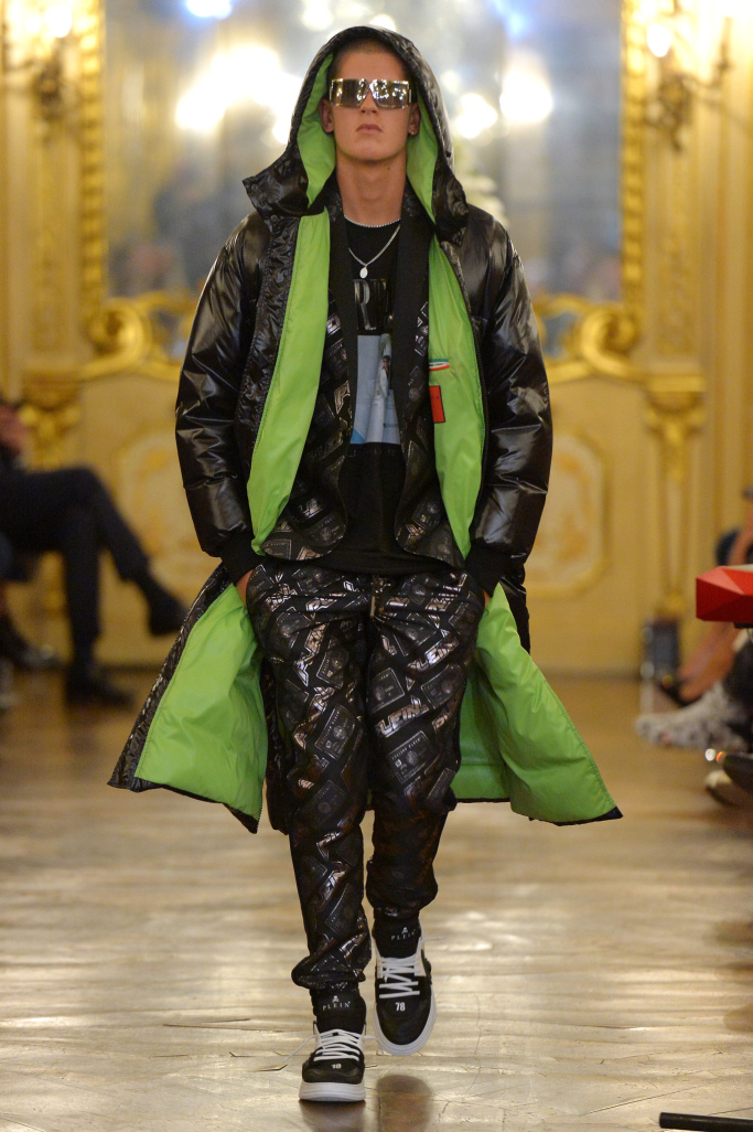 Look 15
