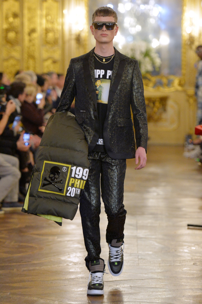 Look 19