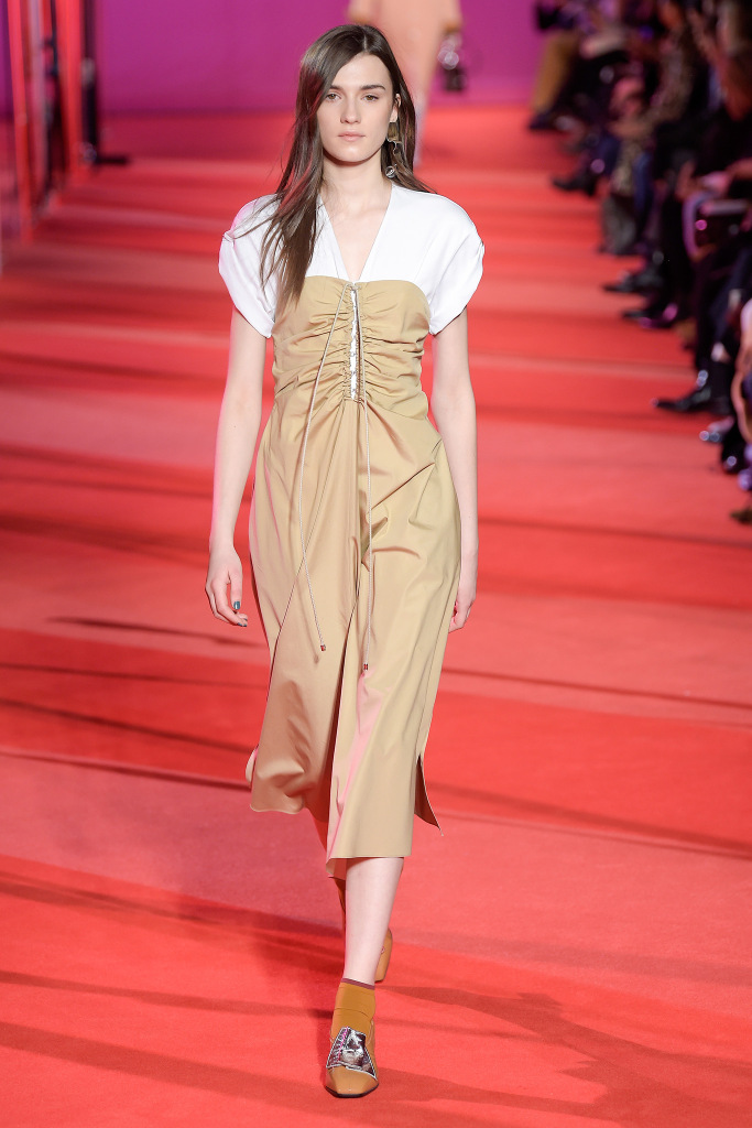 Look 25