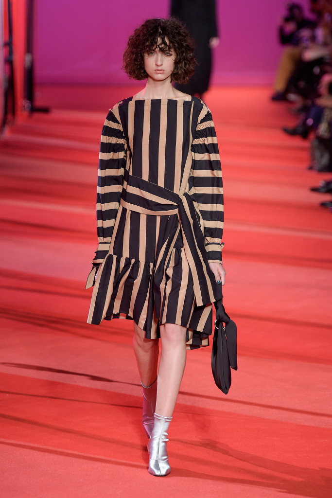 Look 28