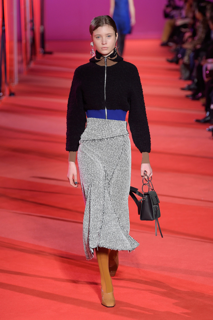 Look 30