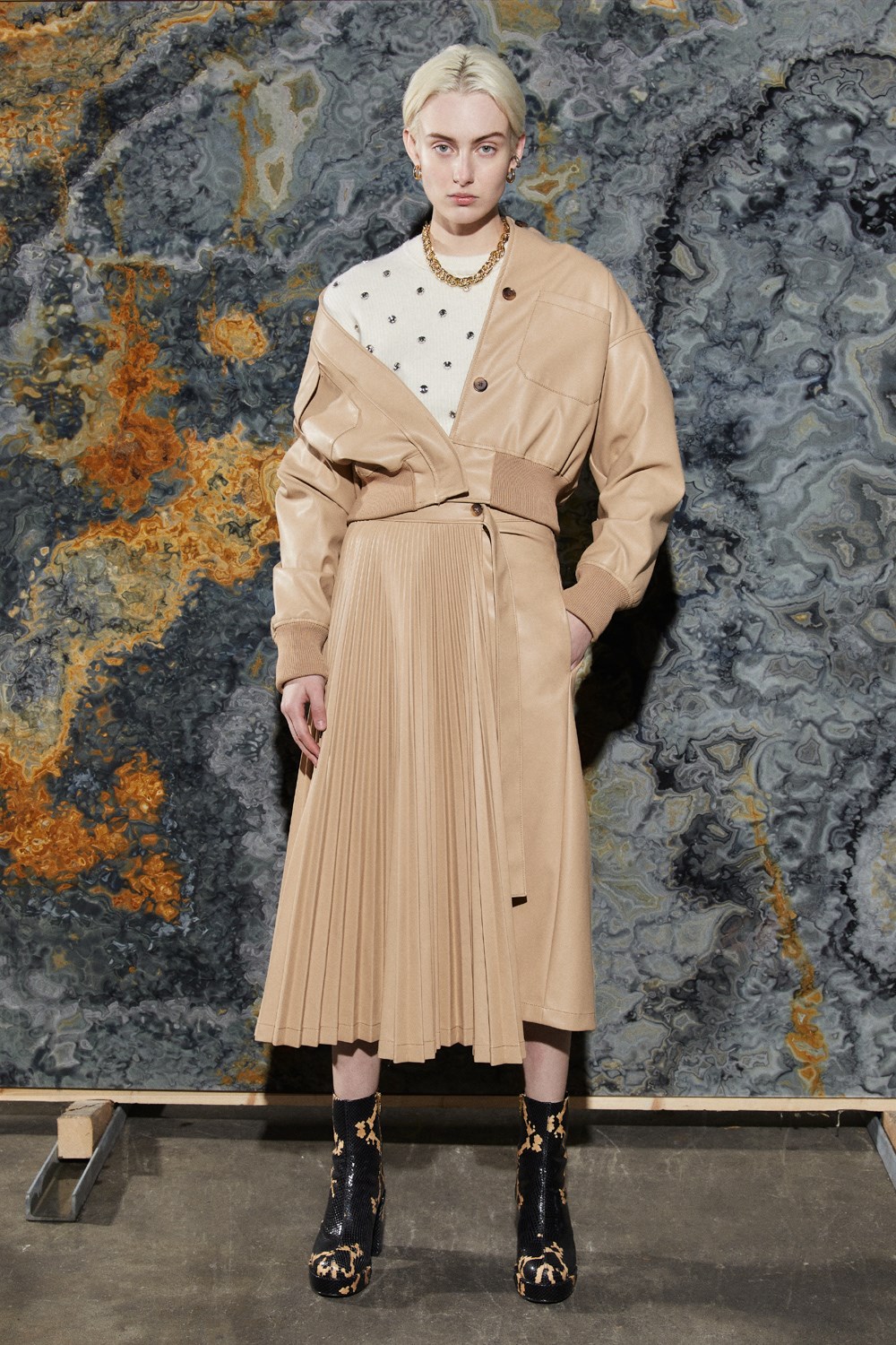 Look 7