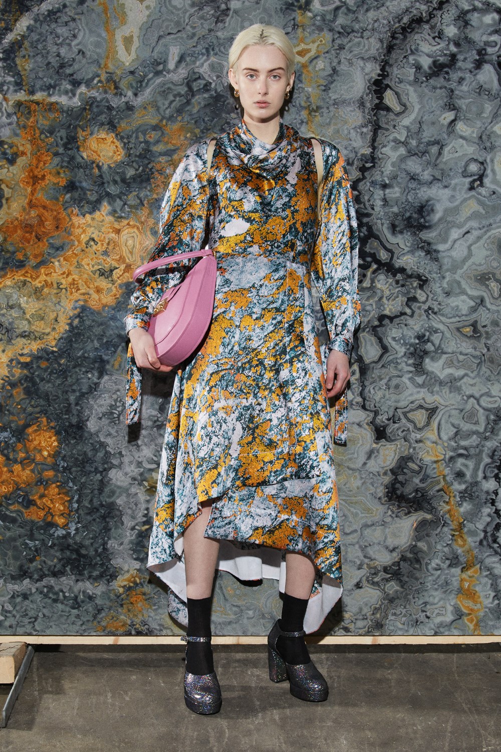 Look 25