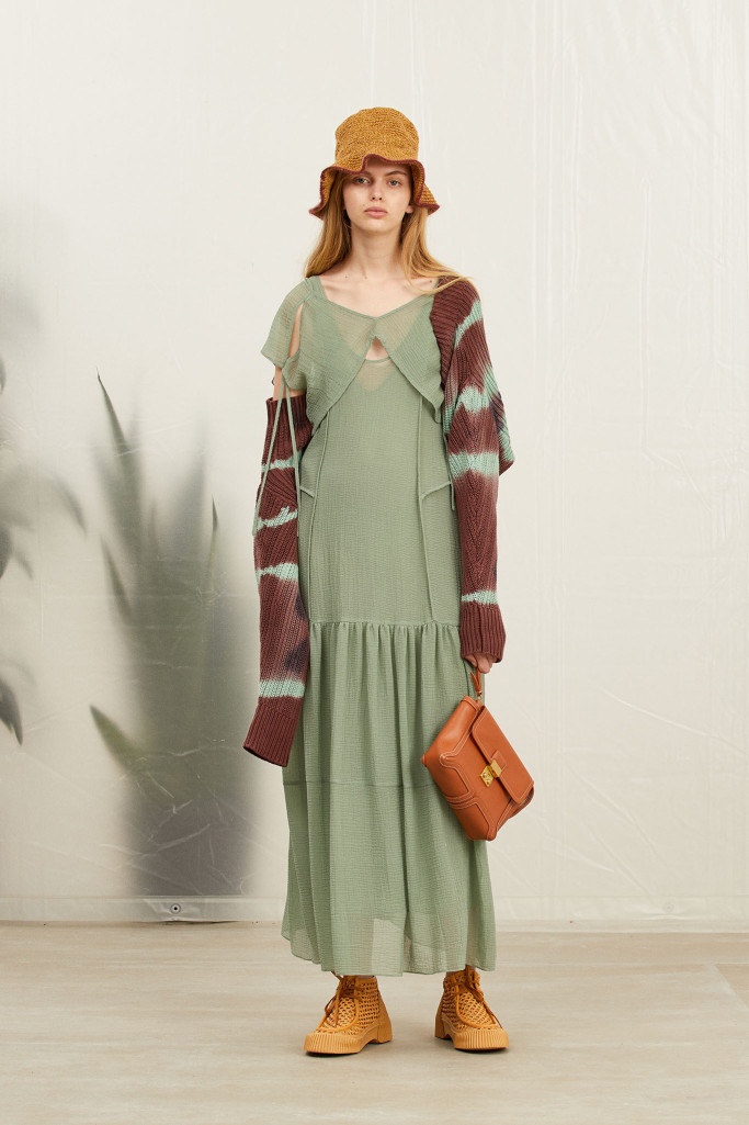 Look 18