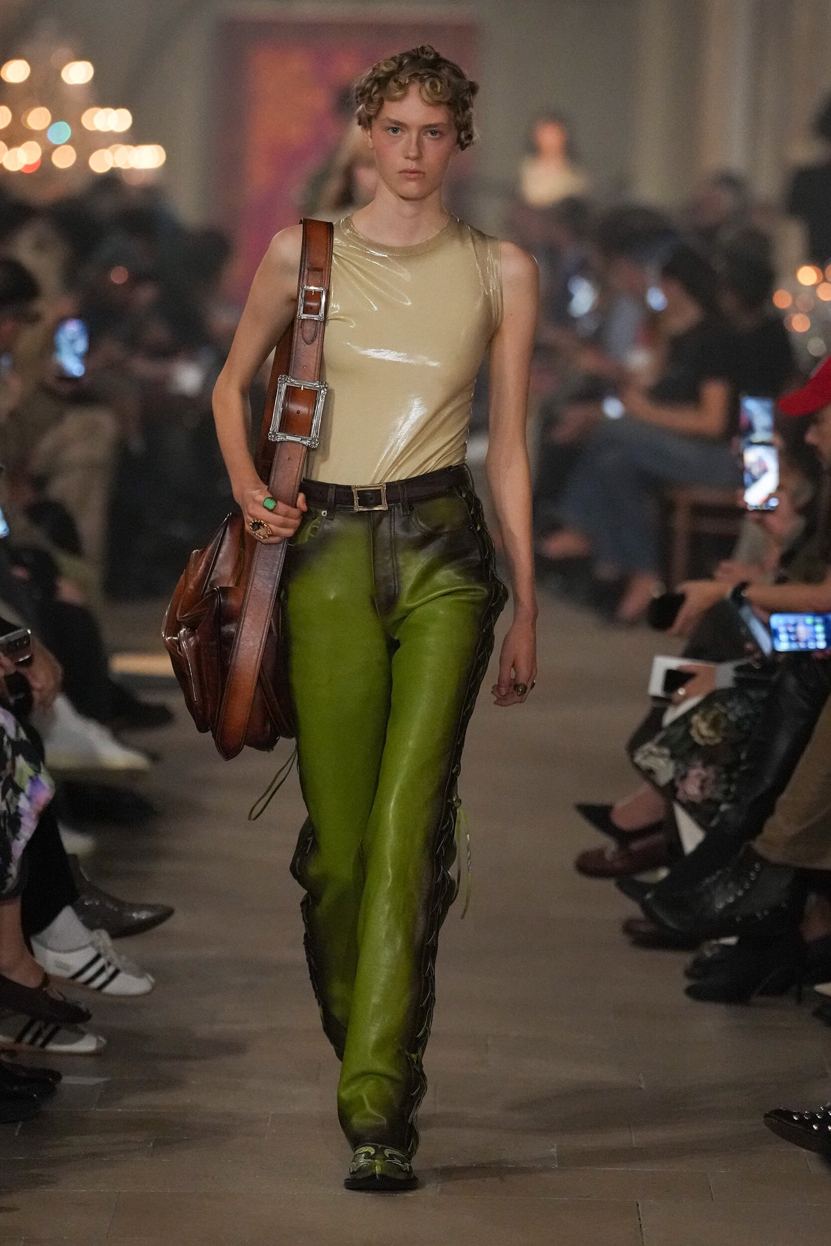 Look 13
