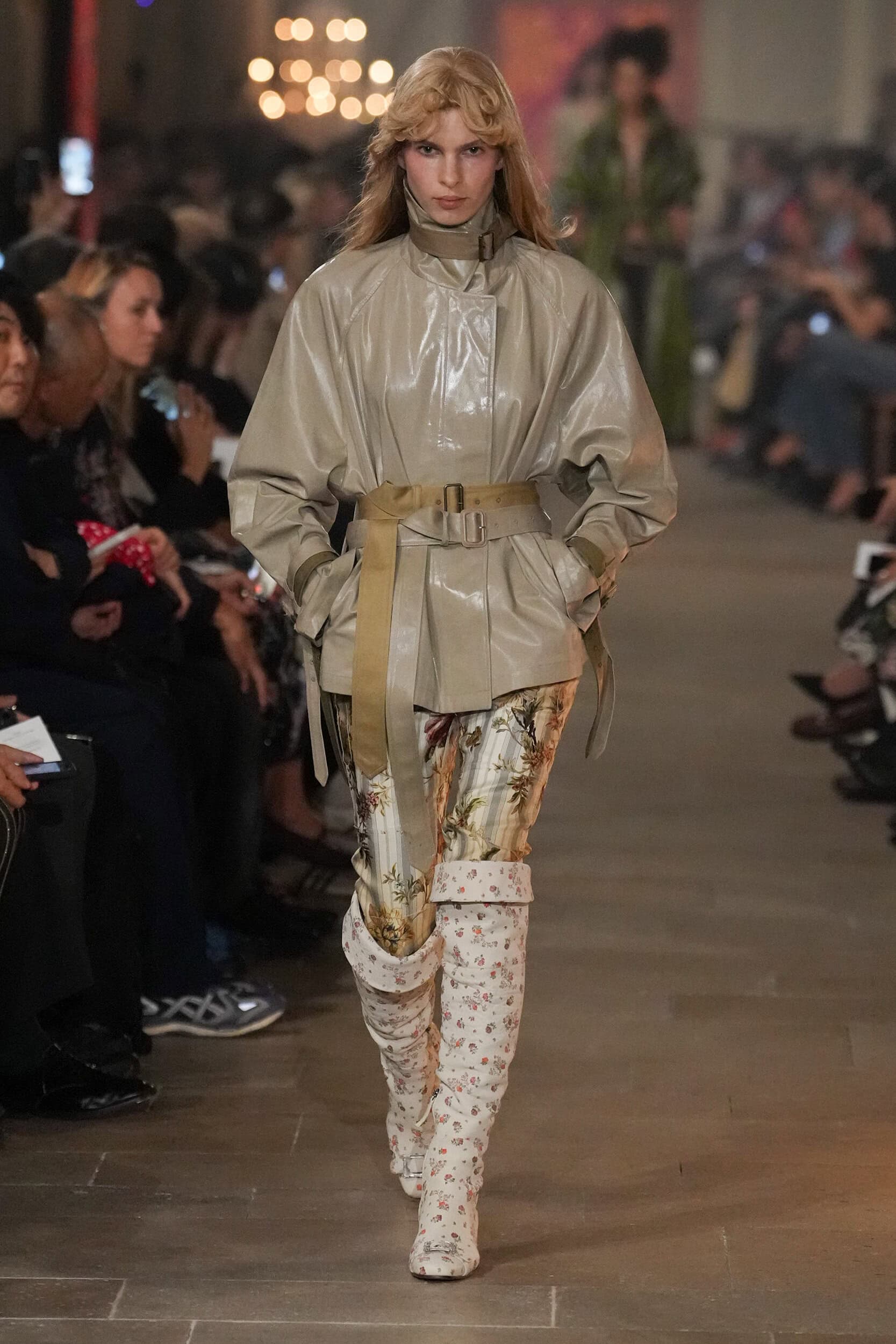 Look 14