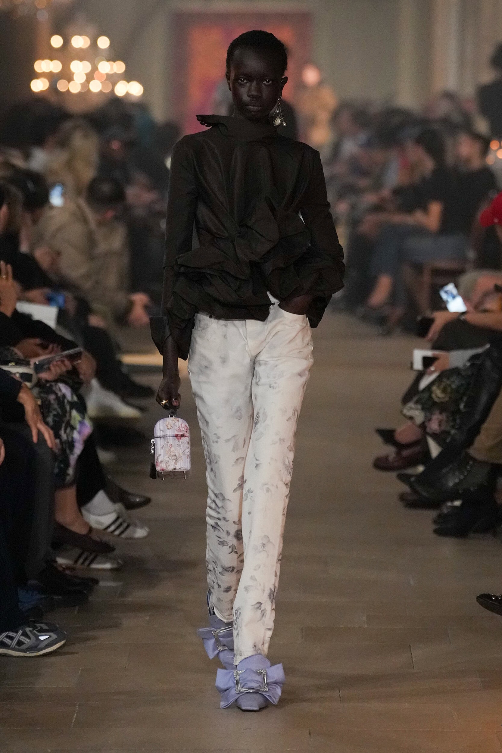 Look 19