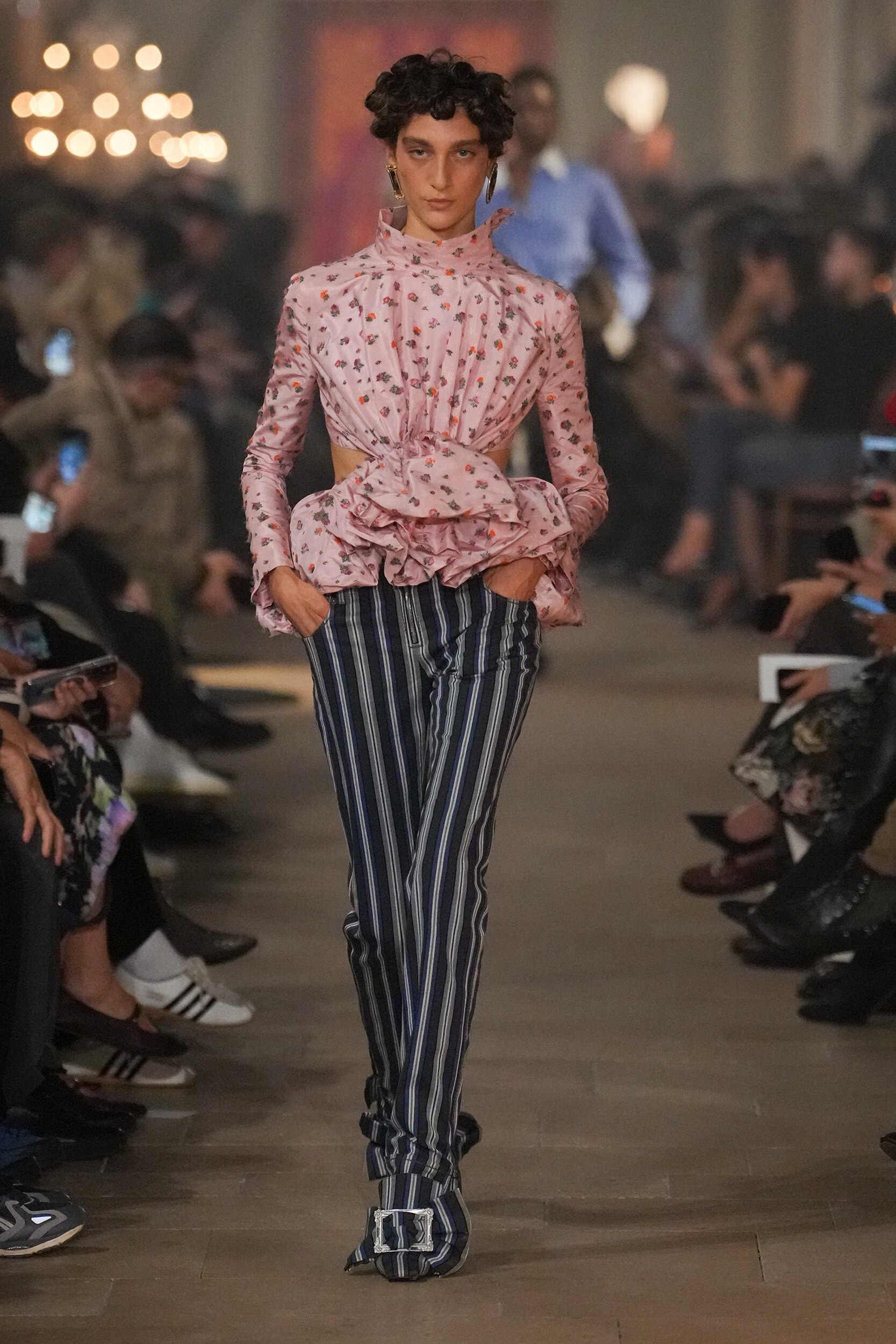 Look 30