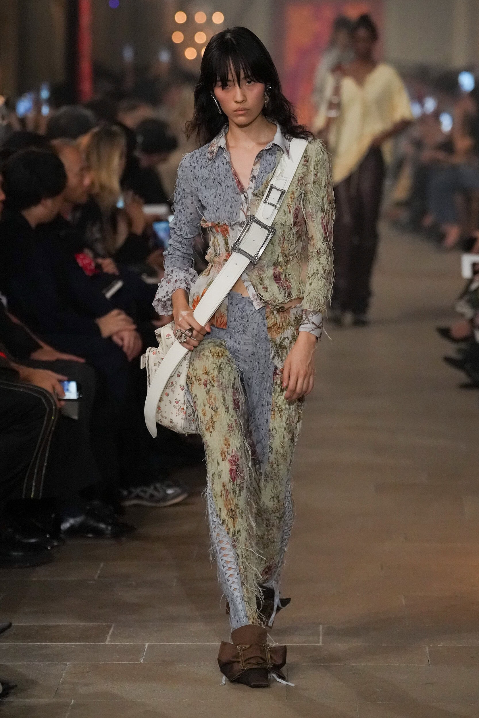 Look 37