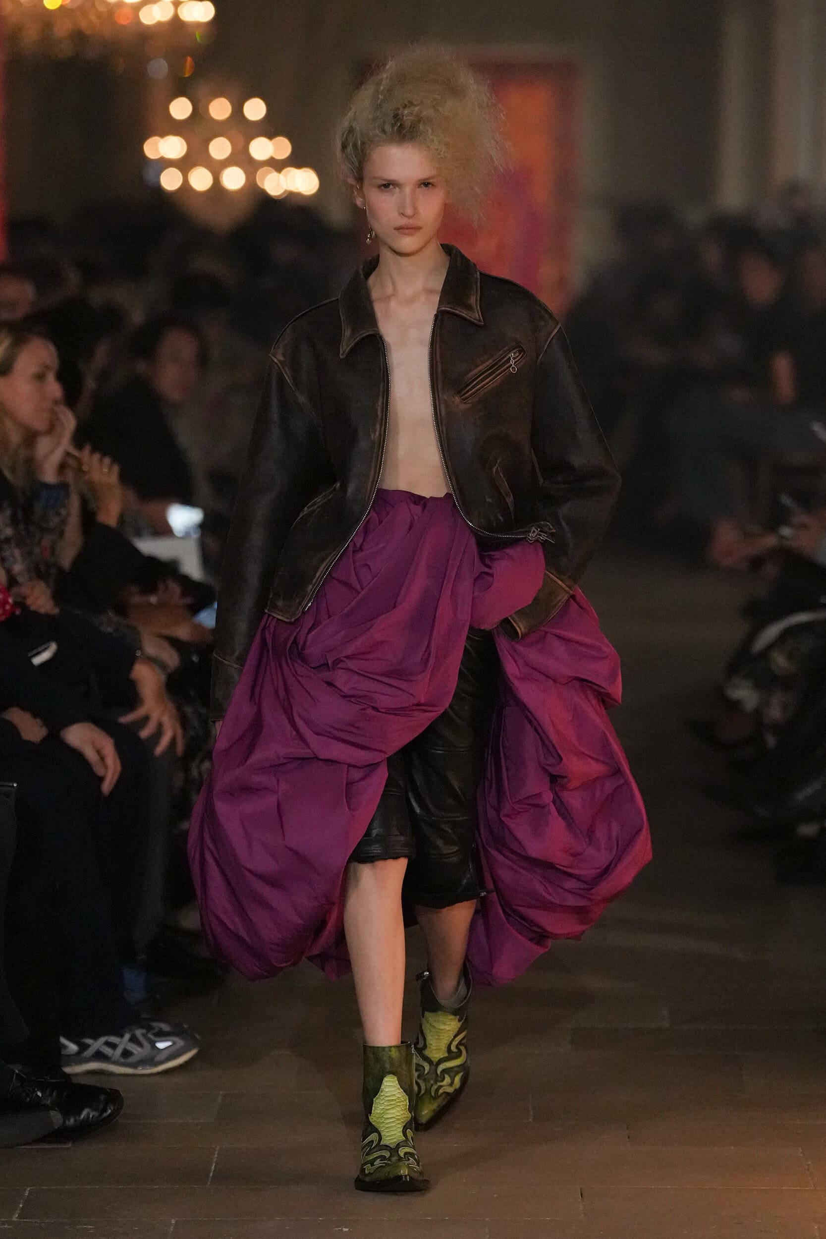Look 50