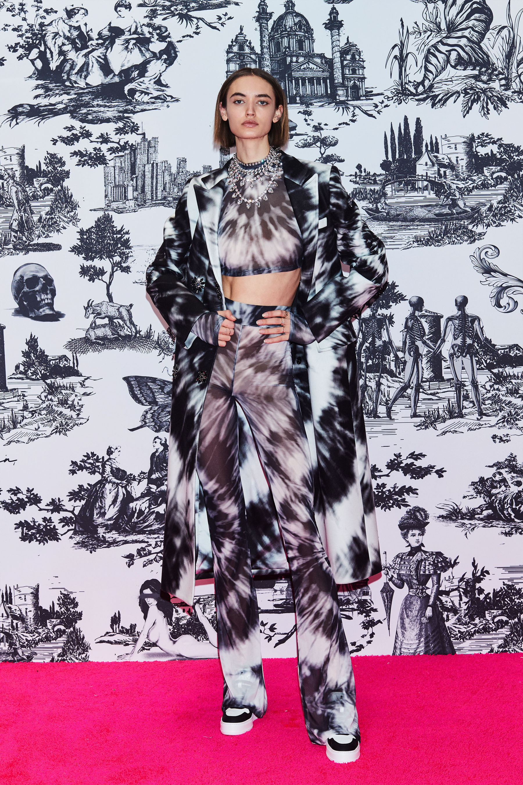 Look 17