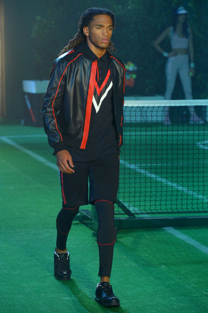 Look 16