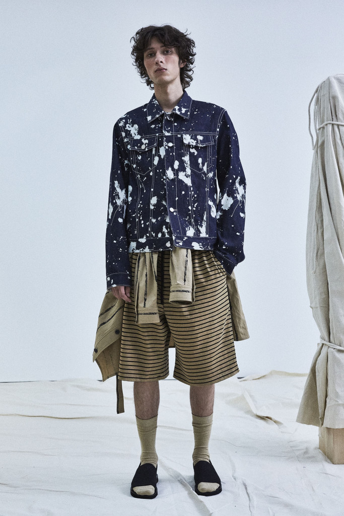 Look 15