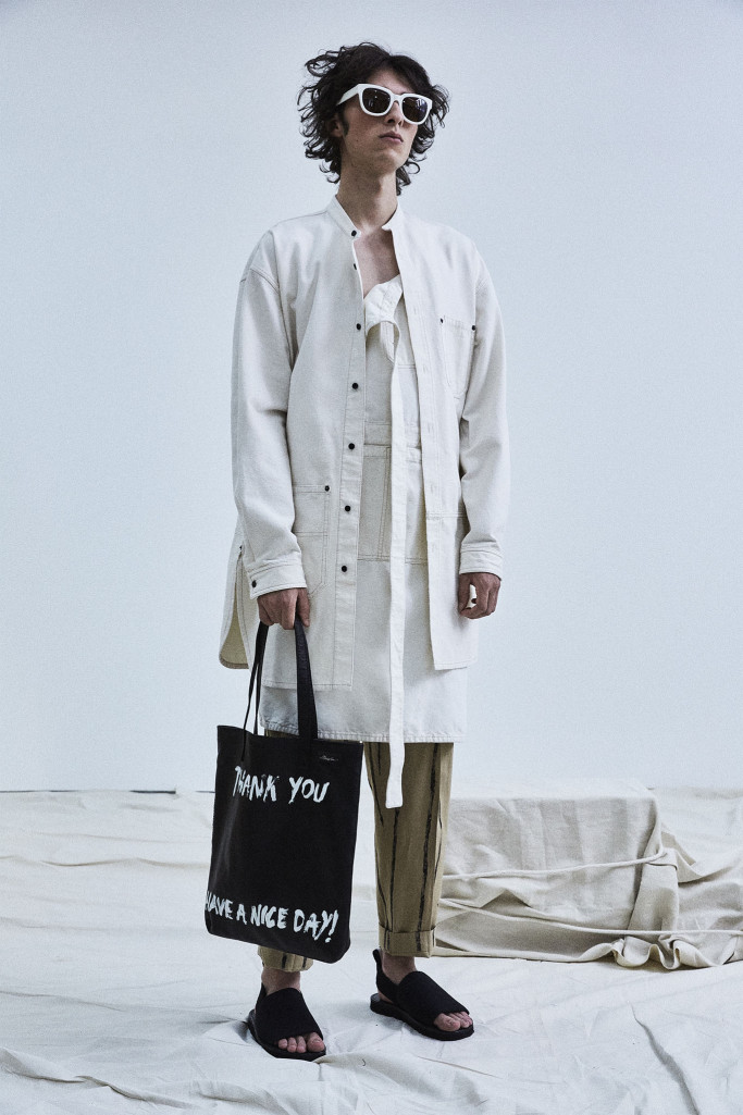 Look 16