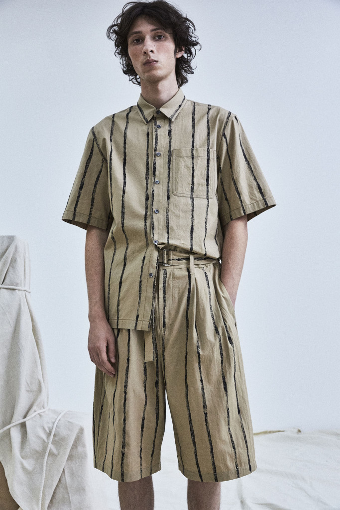Look 19