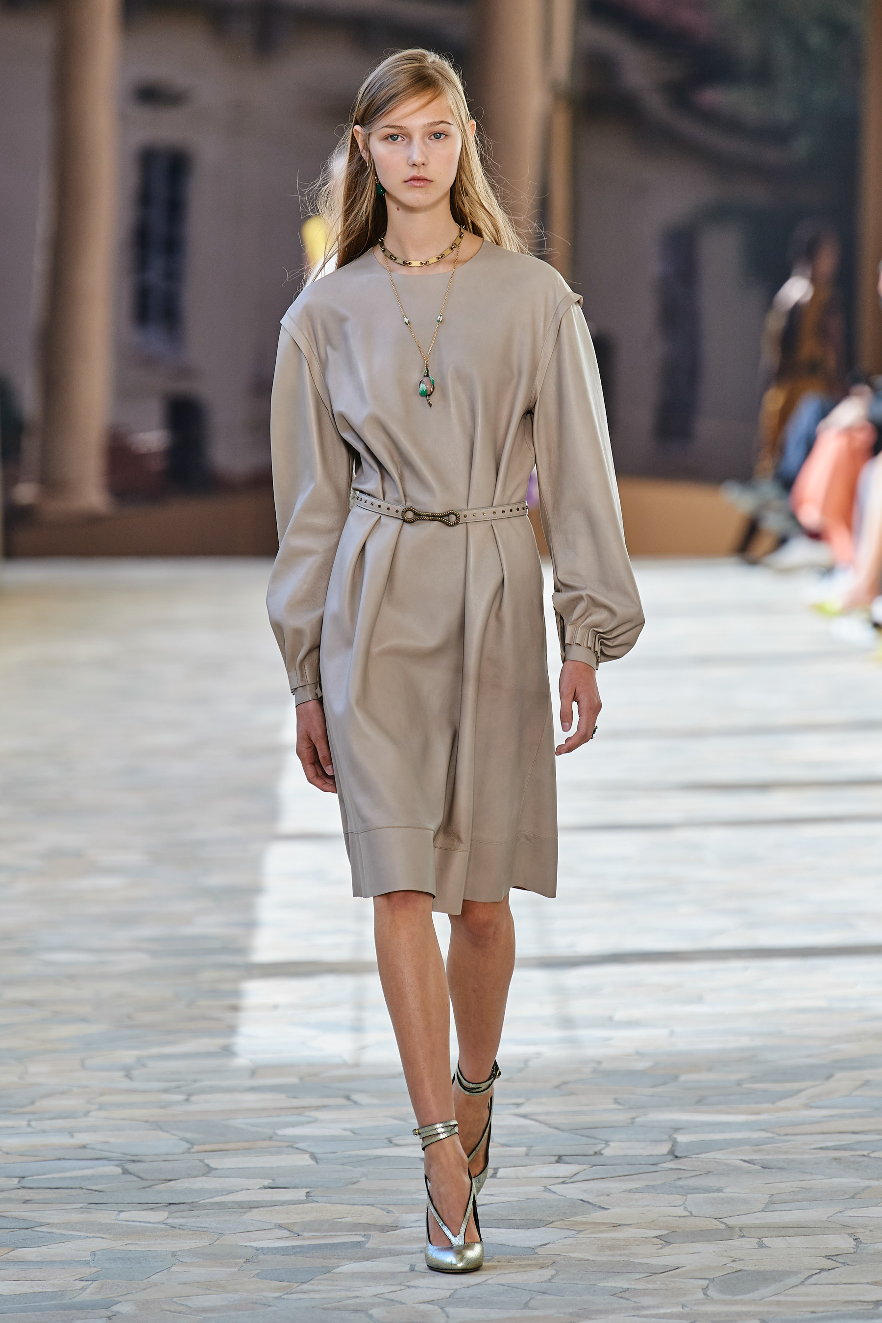 Look 29