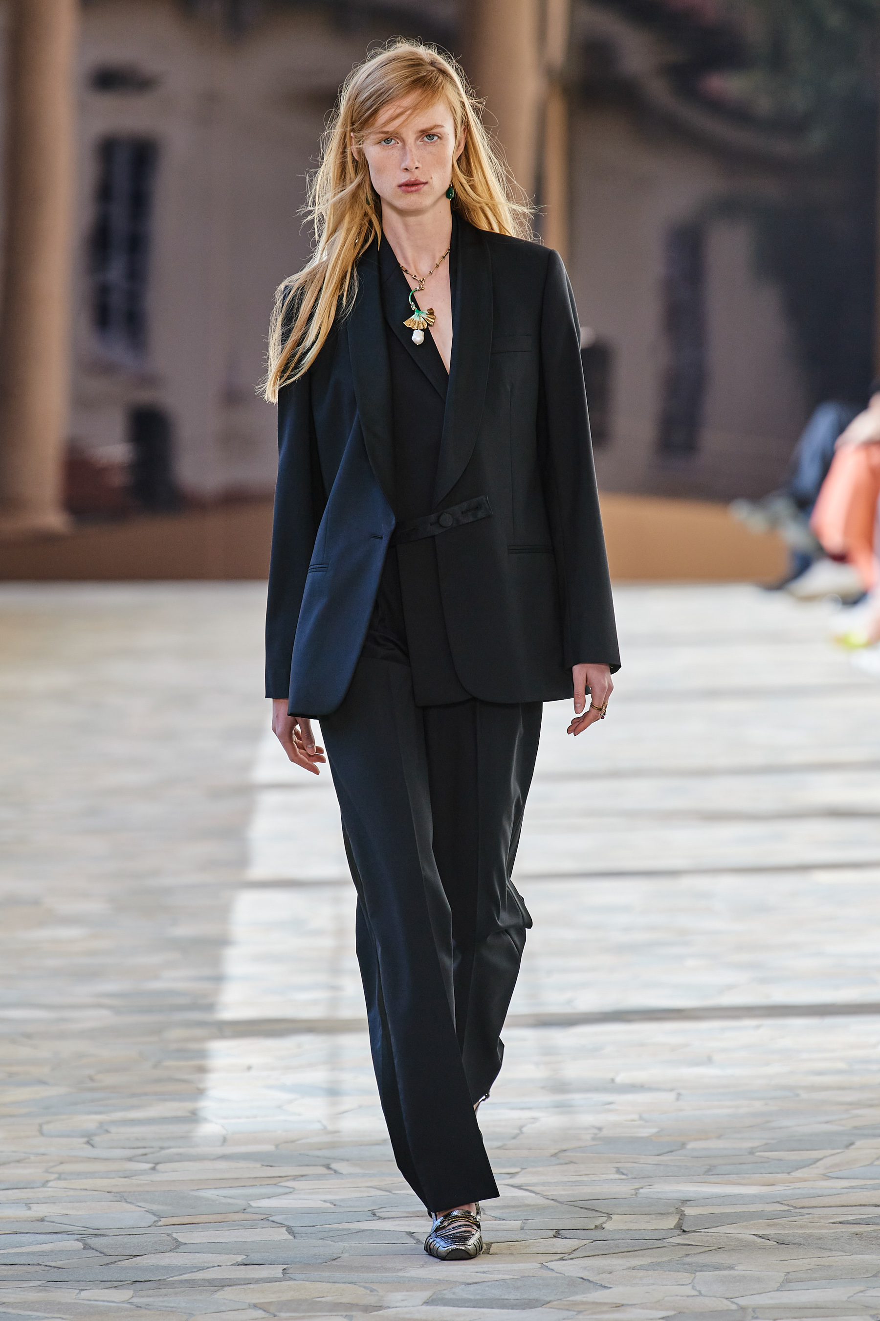 Look 36