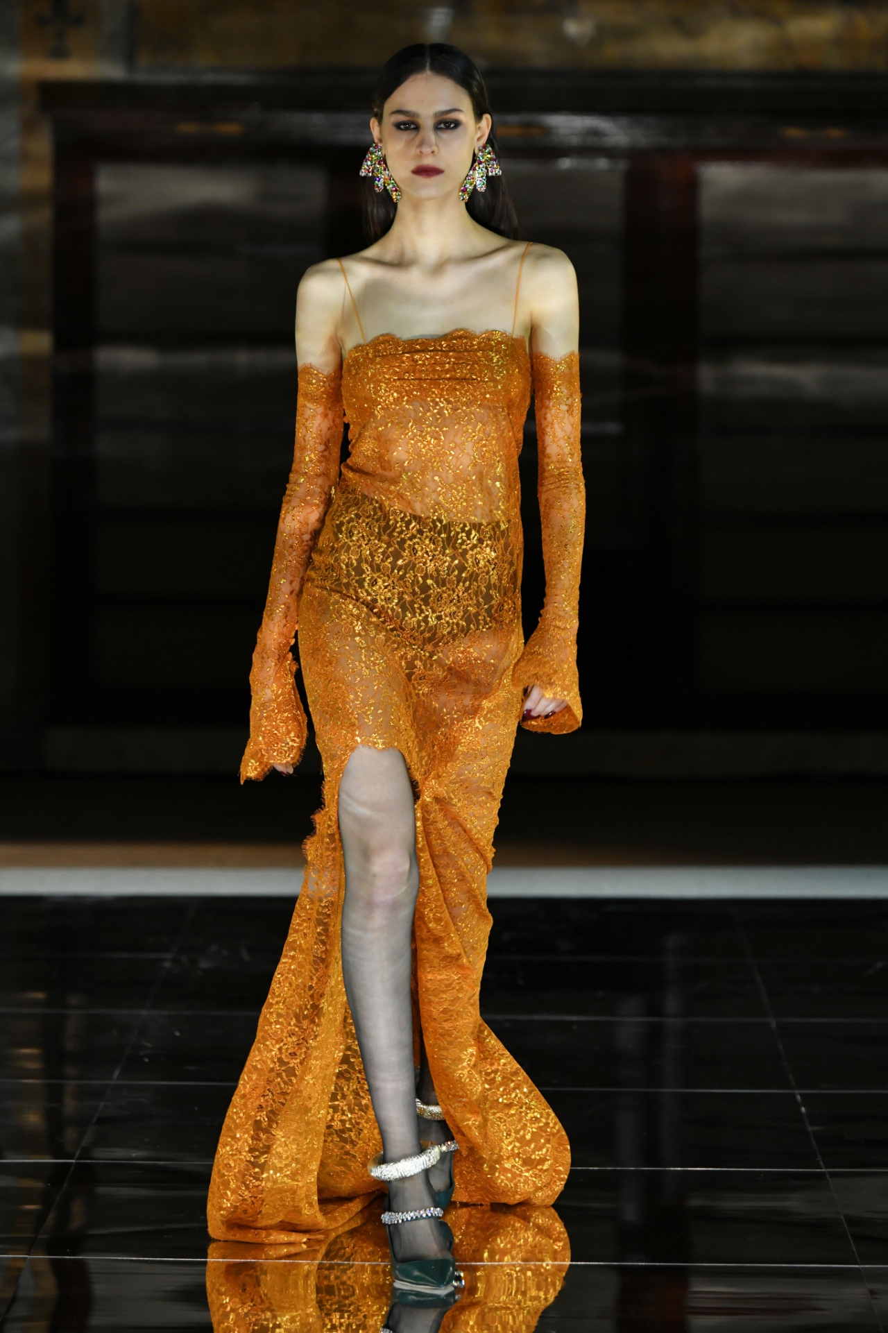 Look 13