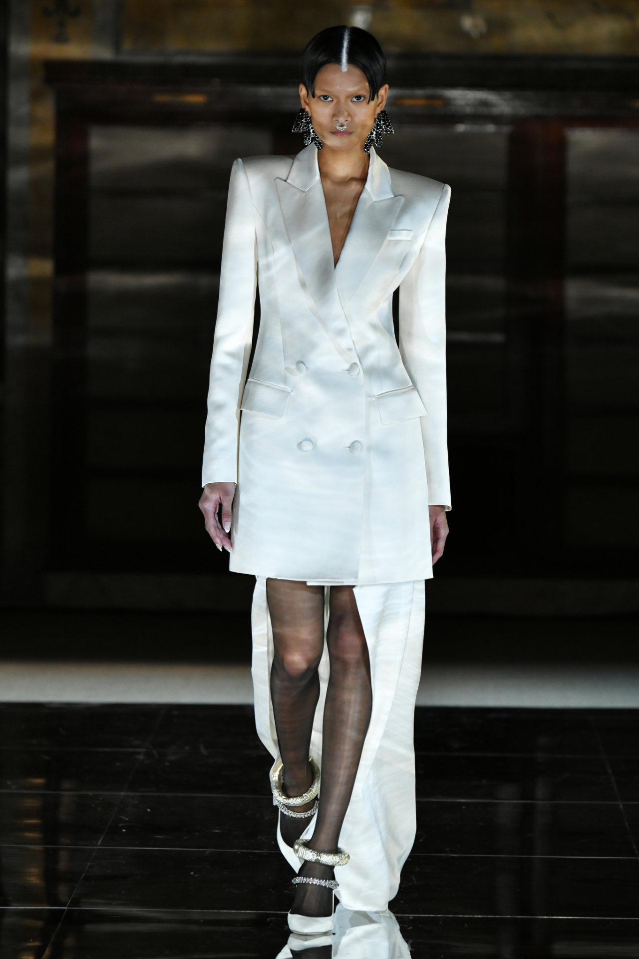 Look 27