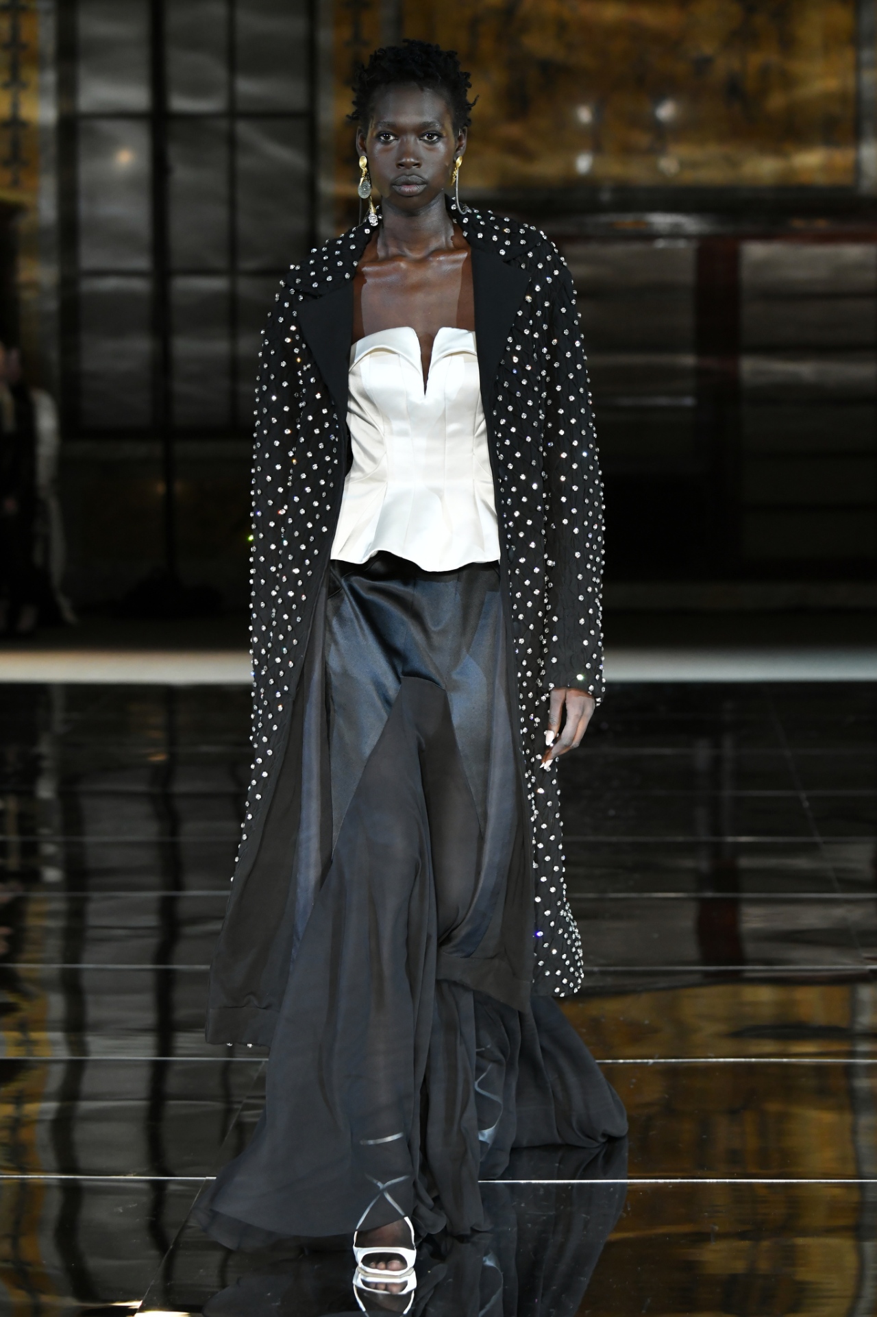Look 28